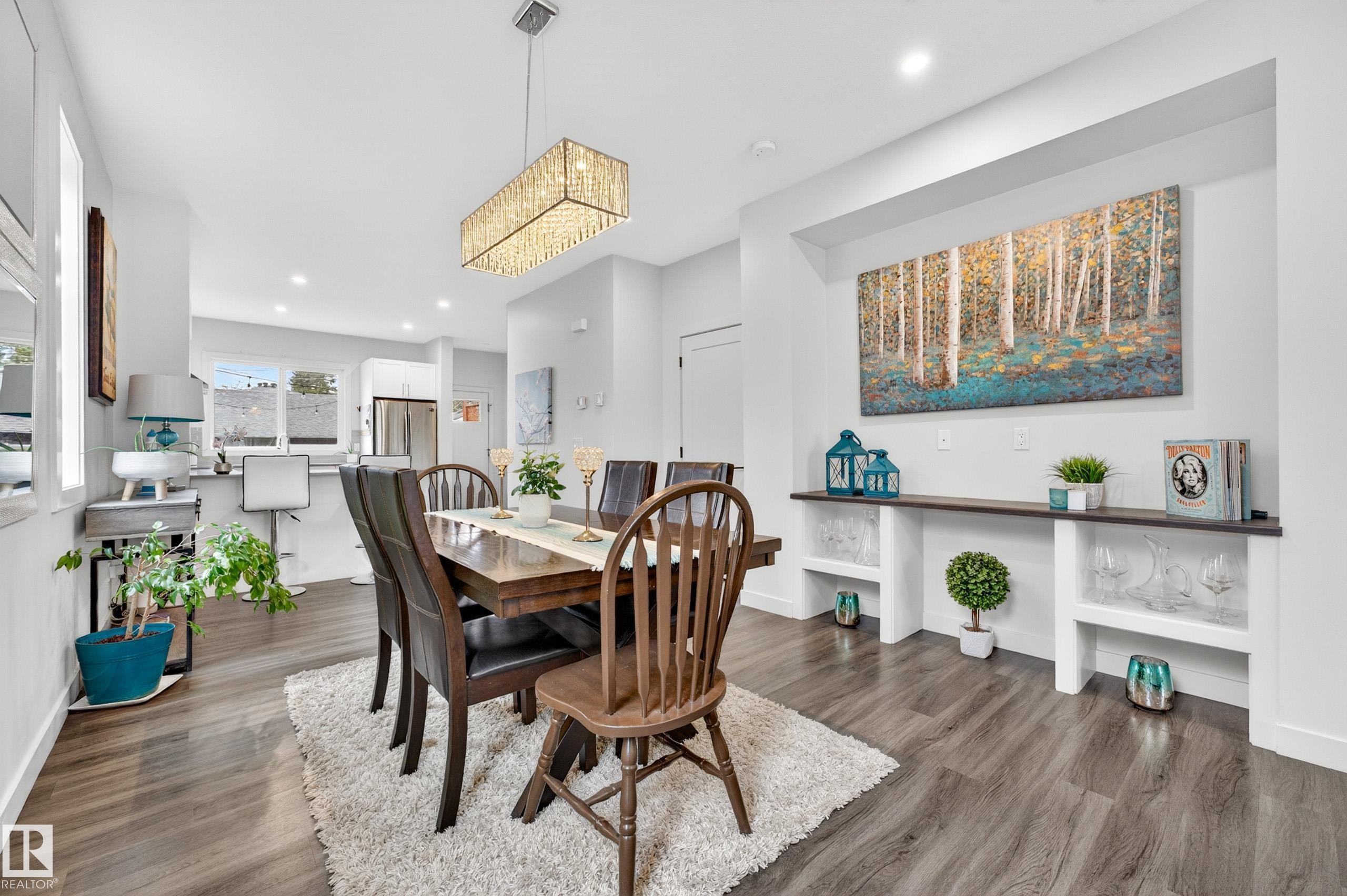 10326 160 Street Nw, Edmonton, AB - Indoor Photo Showing Dining Room