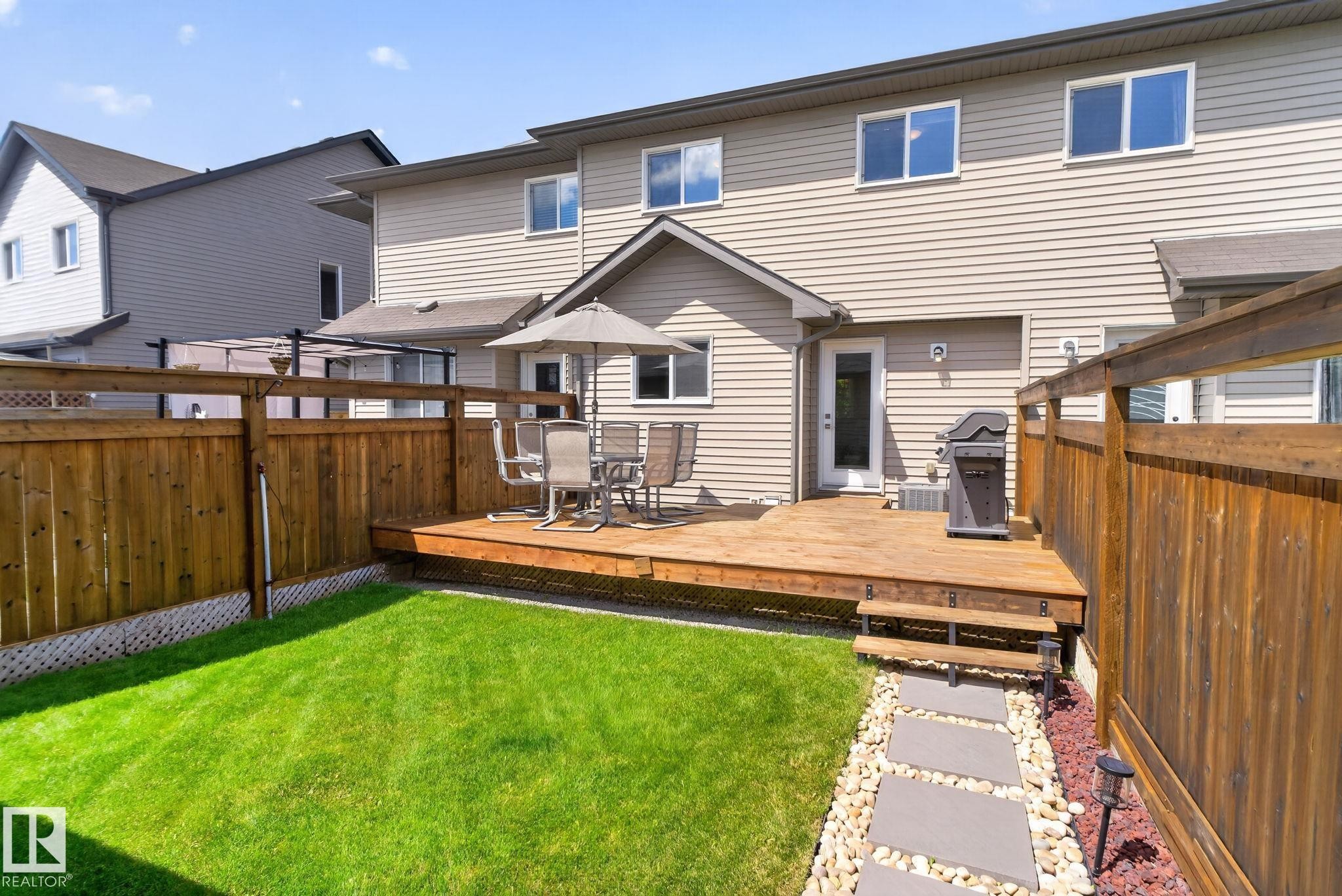 Back house - 319 Desrochers Boulevard Sw, Edmonton, AB - Outdoor With Deck Patio Veranda With Exterior