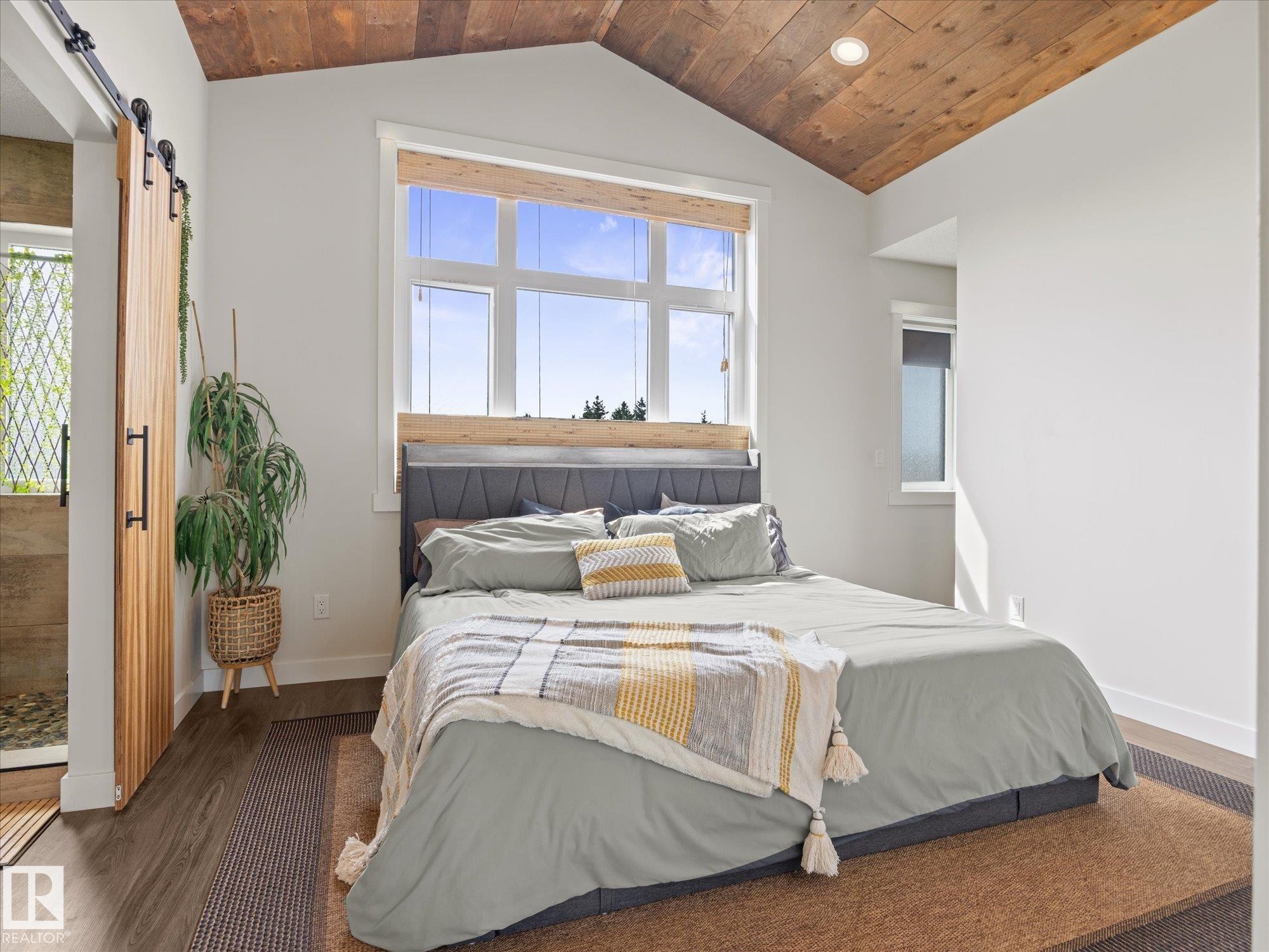 #90 50047 Rge Rd 244, Rural Leduc County, AB - Indoor Photo Showing Bedroom