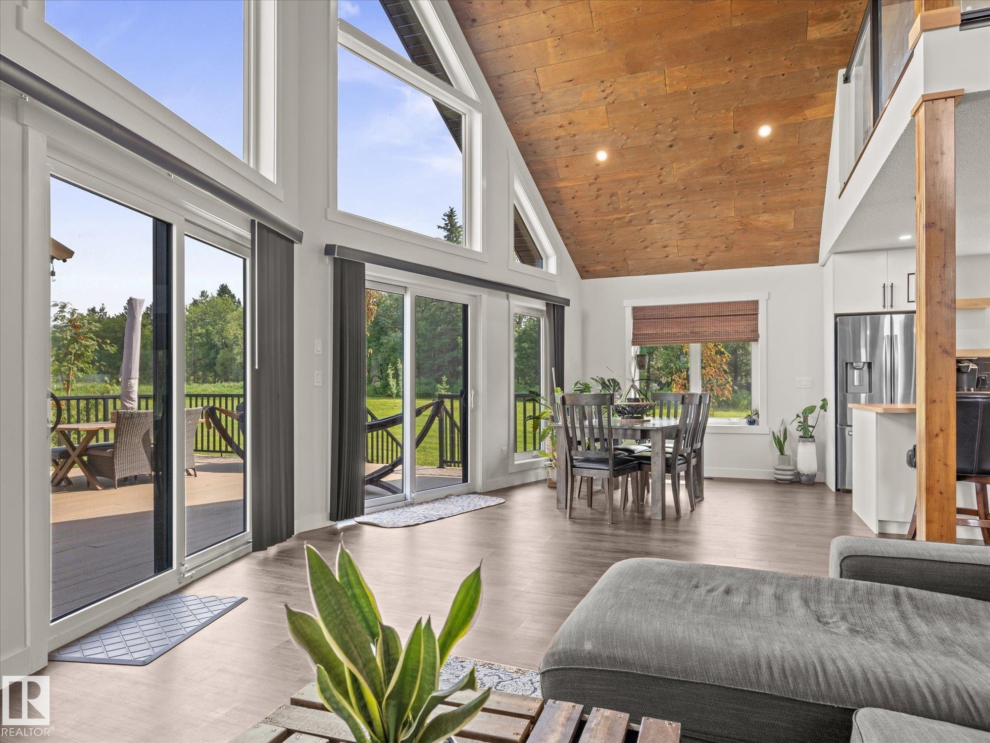#90 50047 Rge Rd 244, Rural Leduc County, AB - Indoor
