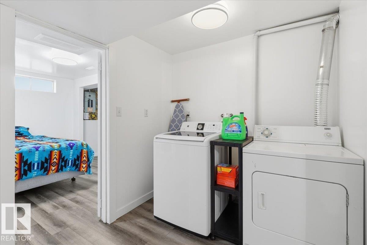 116 Cameron Crescent, Wetaskiwin, AB - Indoor Photo Showing Laundry Room