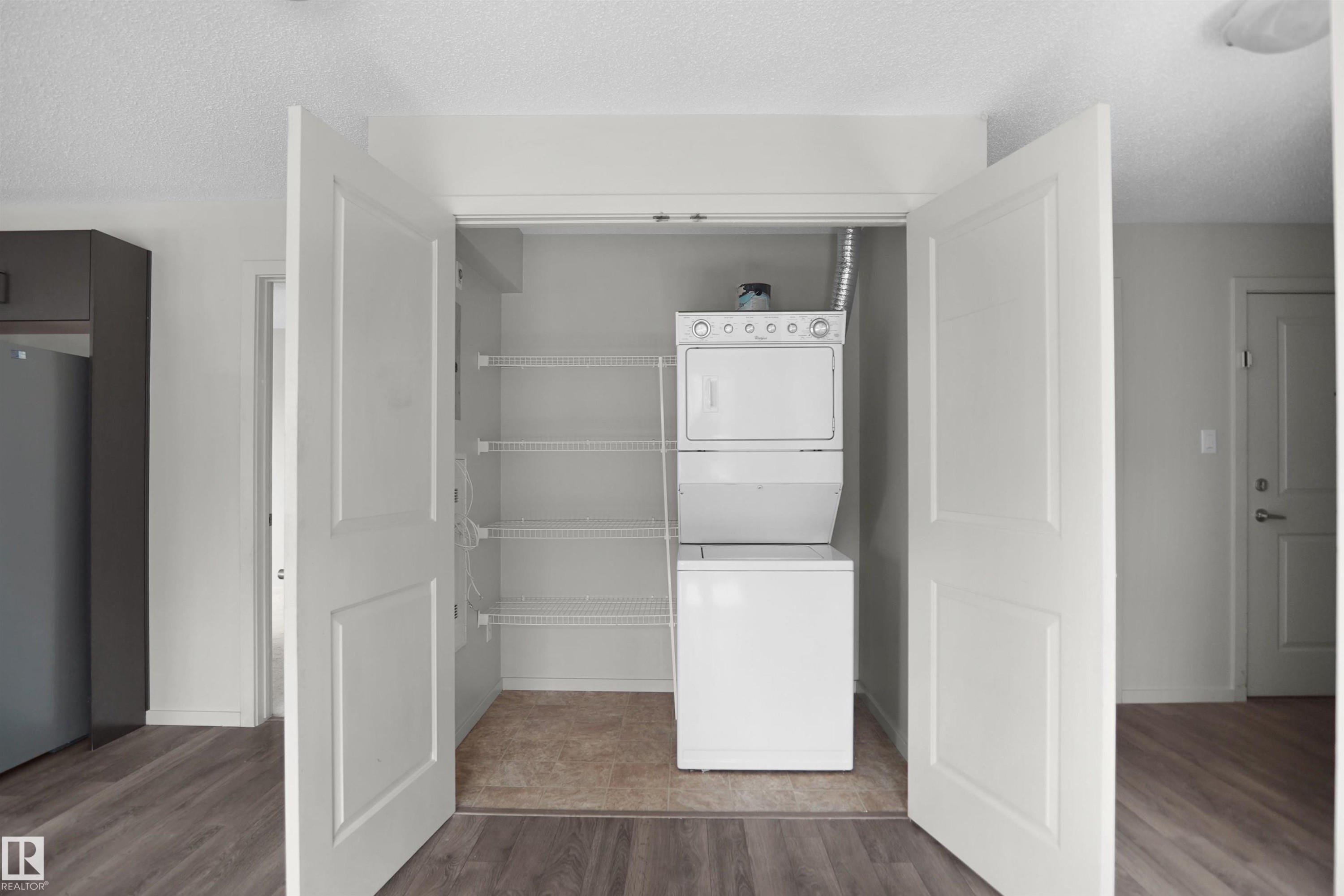 #202 142 Ebbers Bv Nw, Edmonton, AB - Indoor Photo Showing Laundry Room