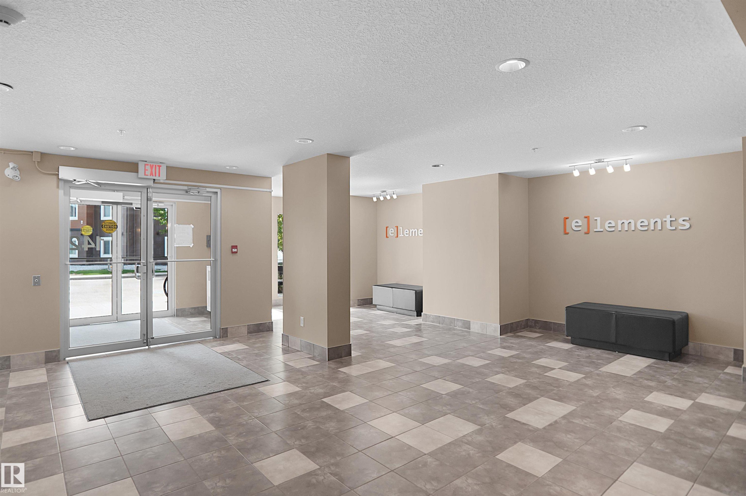 #202 142 Ebbers Bv Nw, Edmonton, AB - Indoor Photo Showing Other Room