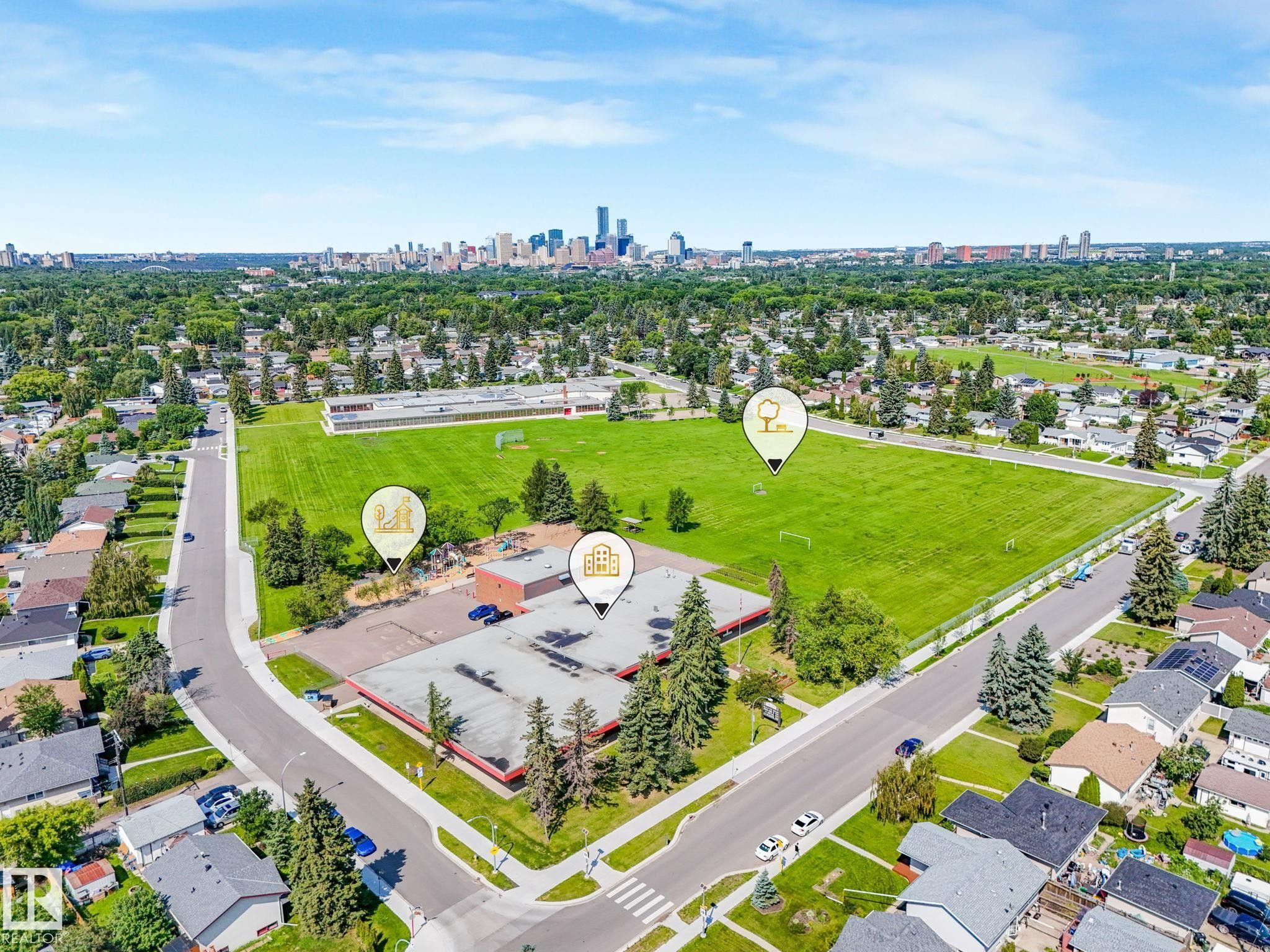 9528 54 Street Nw, Edmonton, AB - Outdoor With View