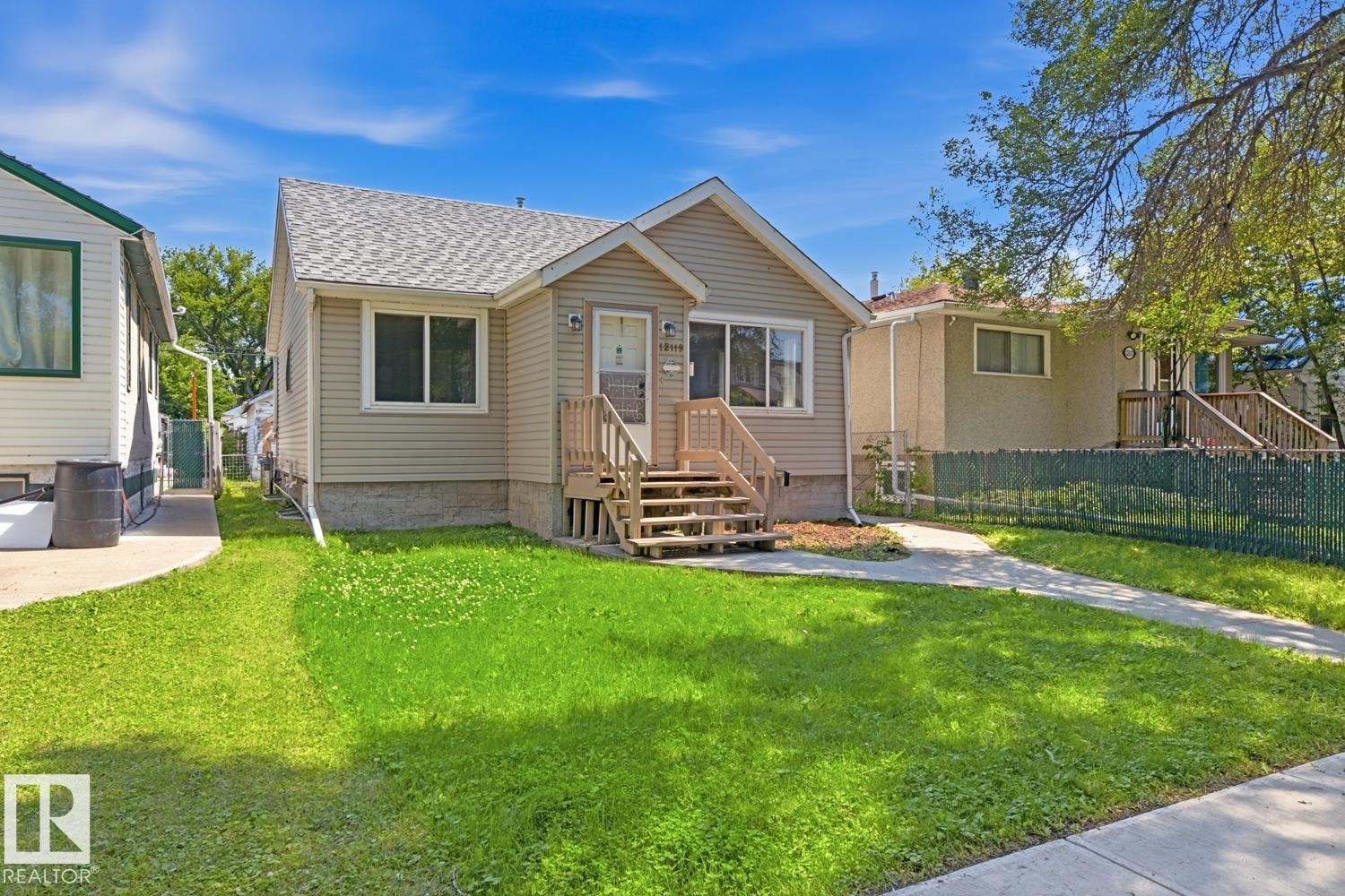 12119 95A Street Nw, Edmonton, AB - Outdoor