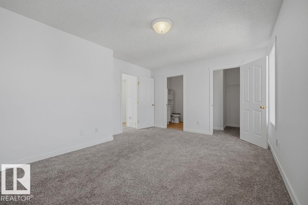 2076 Tanner Wynd Nw, Edmonton, AB - Indoor Photo Showing Other Room