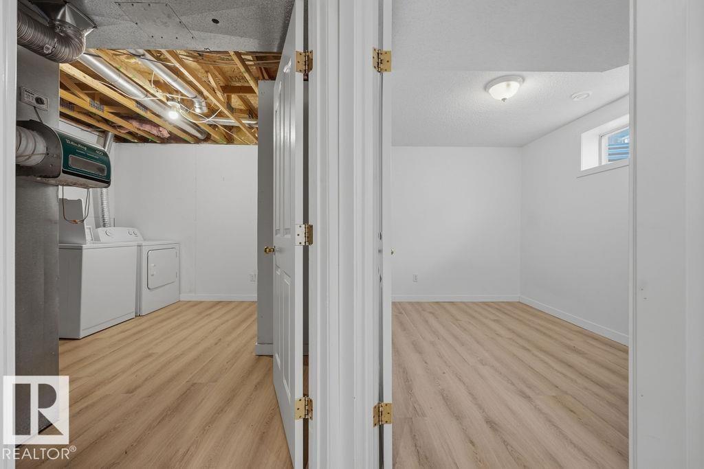 2076 Tanner Wynd Nw, Edmonton, AB - Indoor