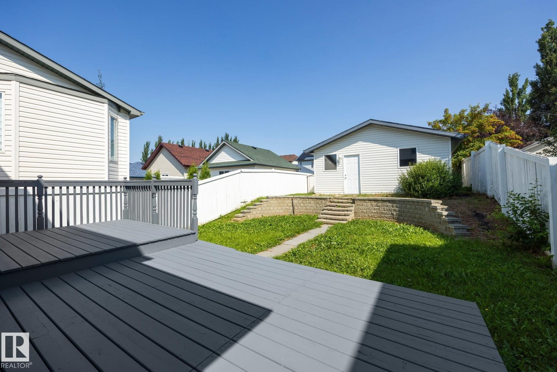 2076 Tanner Wynd Nw, Edmonton, AB - Outdoor With Deck Patio Veranda With Exterior