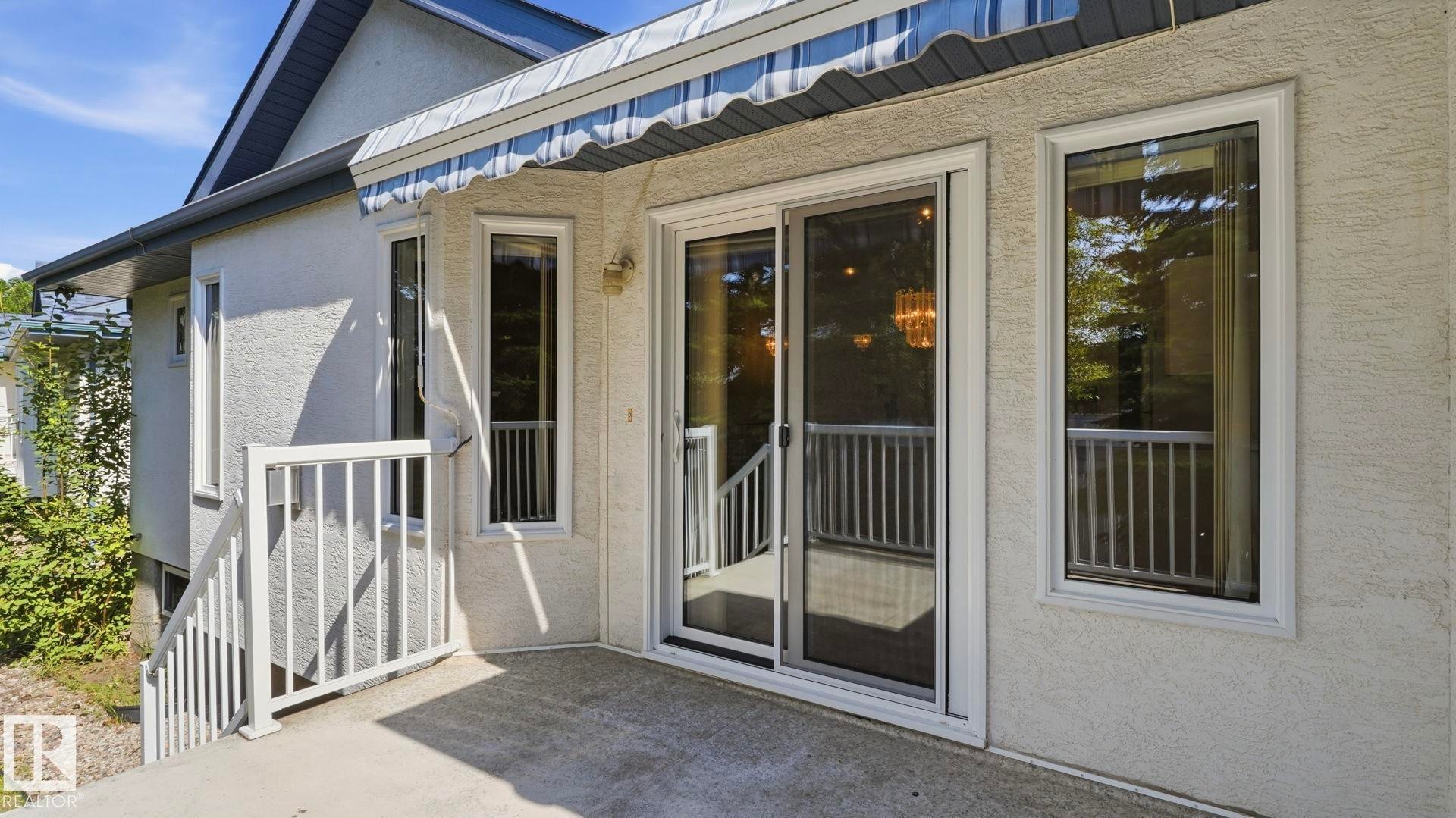#31 8 Dechene Rd Nw, Edmonton, AB - Outdoor With Exterior
