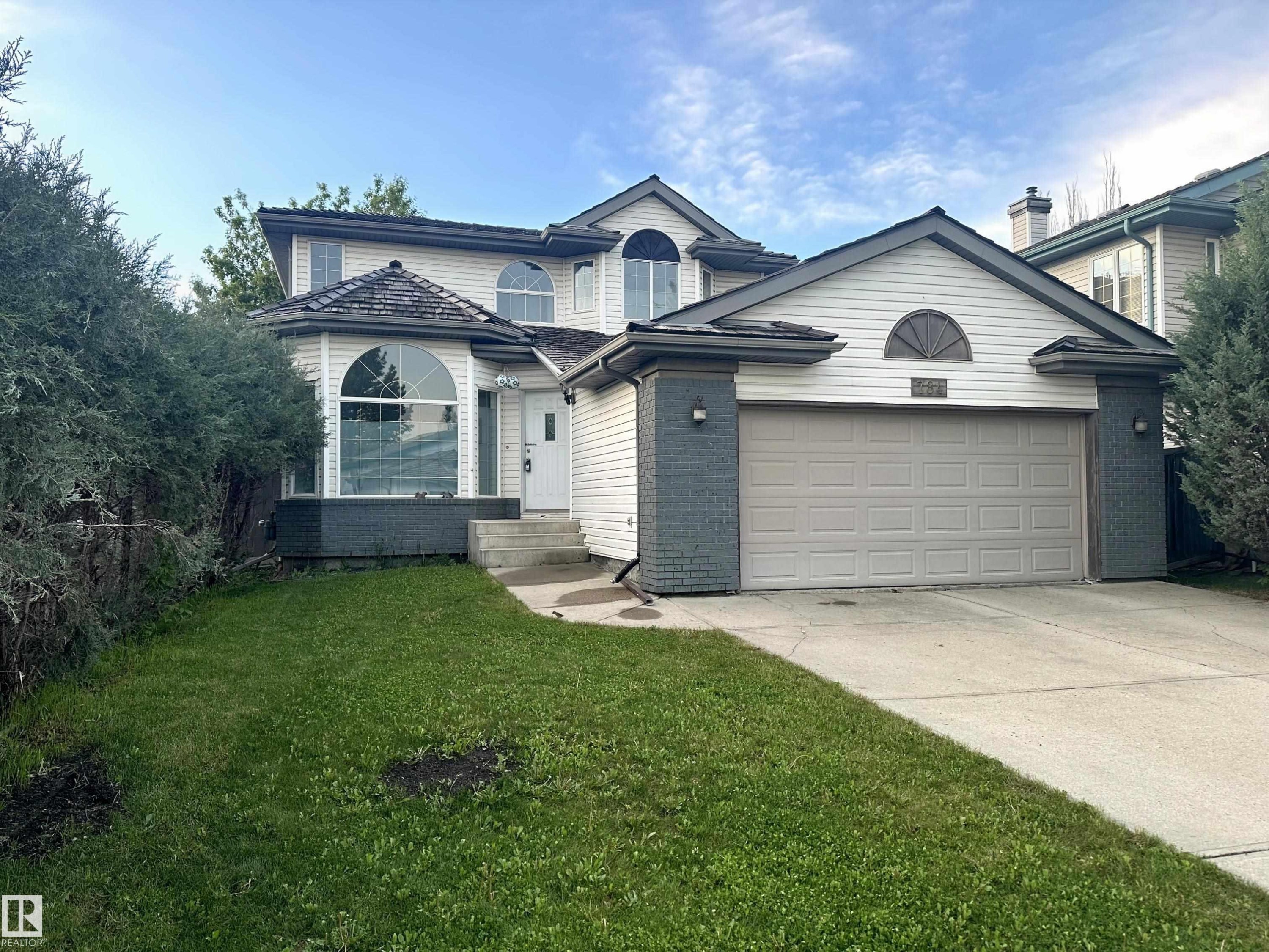 784 Blackburn Place Sw, Edmonton, AB - Outdoor