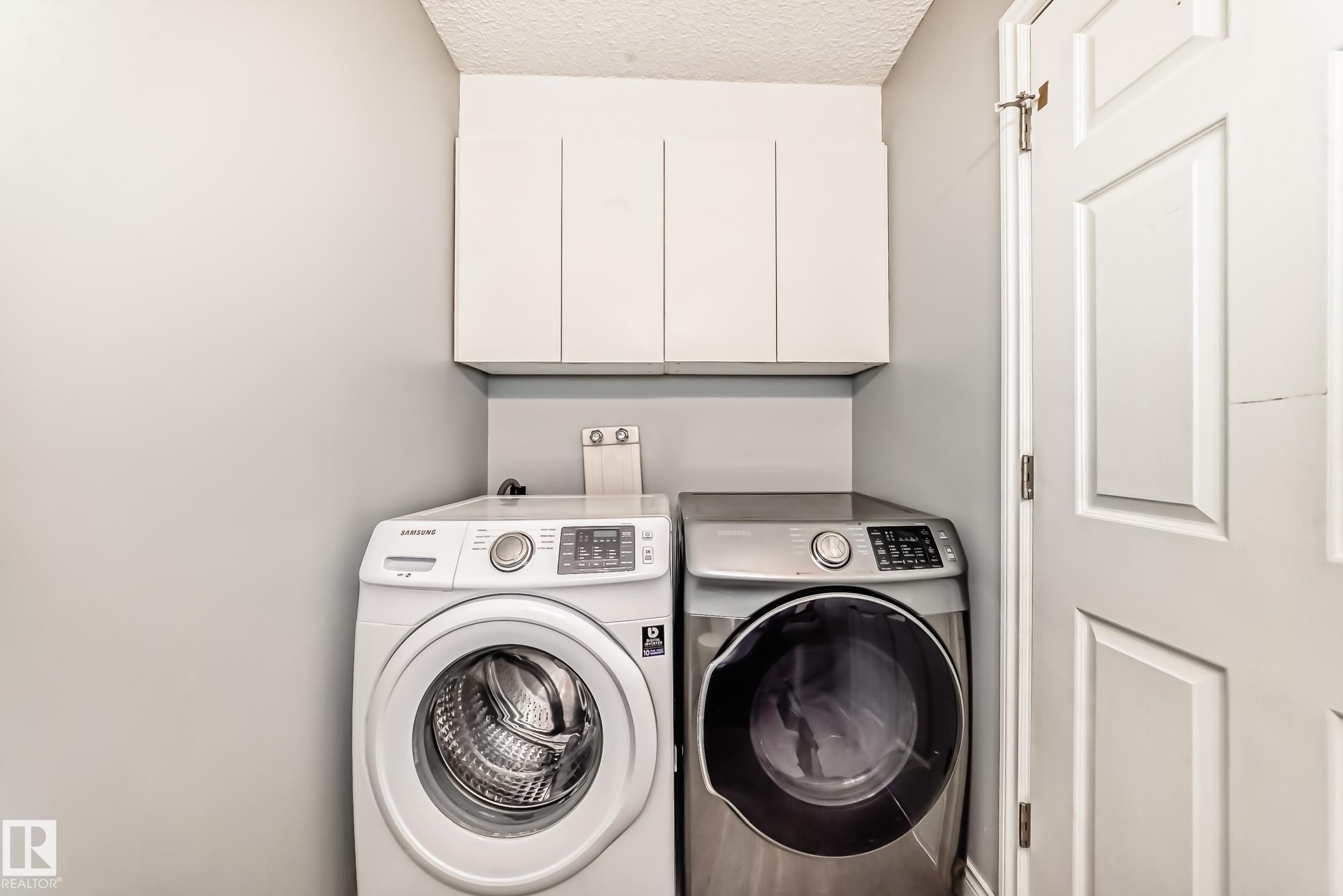 784 Blackburn Place Sw, Edmonton, AB - Indoor Photo Showing Laundry Room