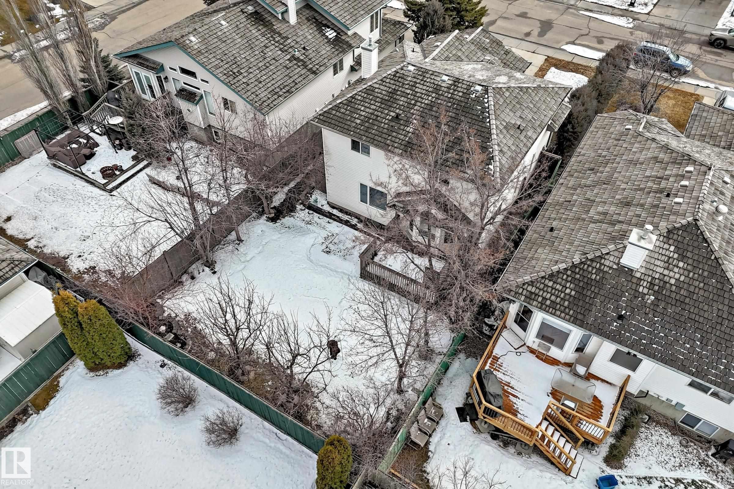 784 Blackburn Place Sw, Edmonton, AB - Outdoor