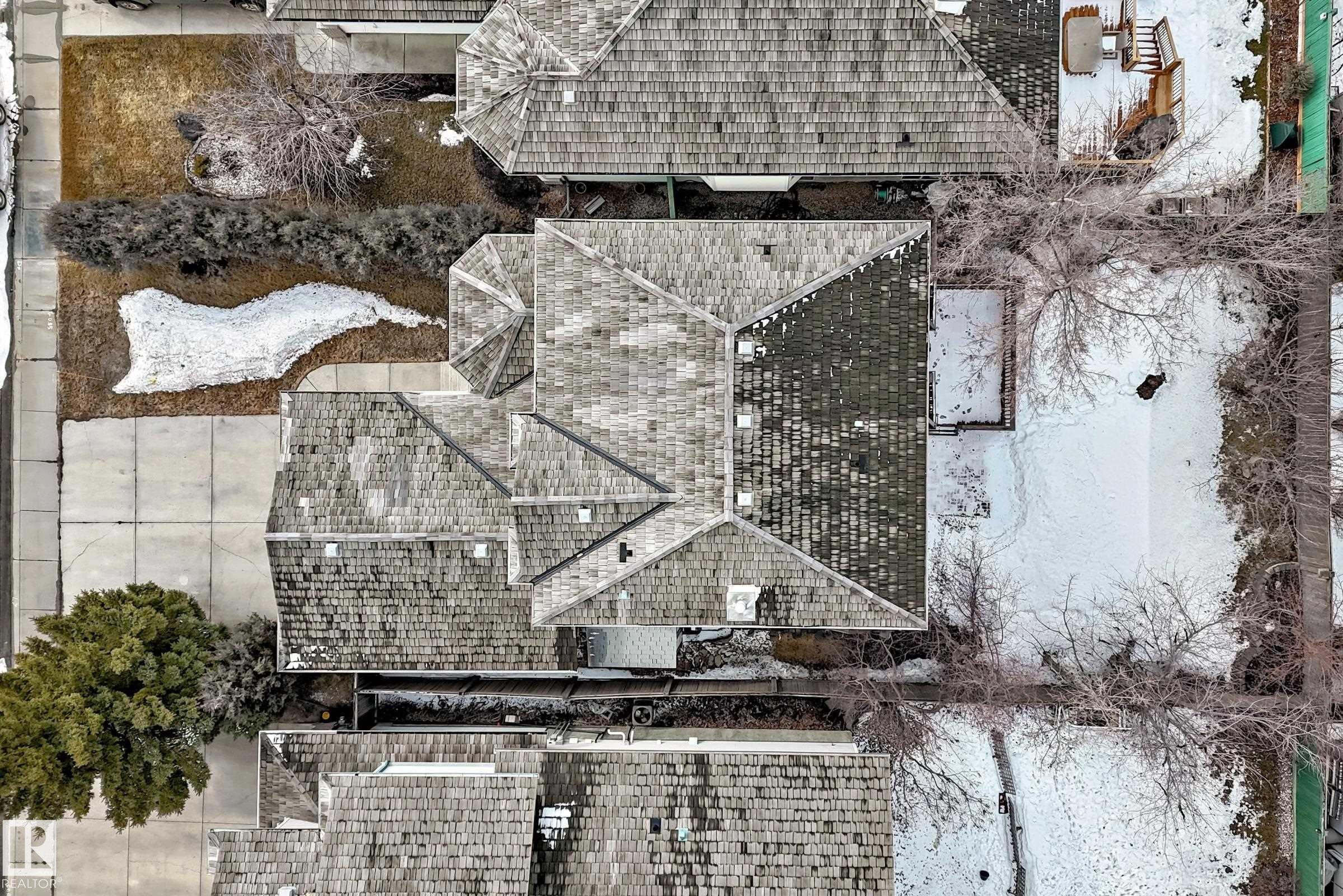 784 Blackburn Place Sw, Edmonton, AB - Outdoor