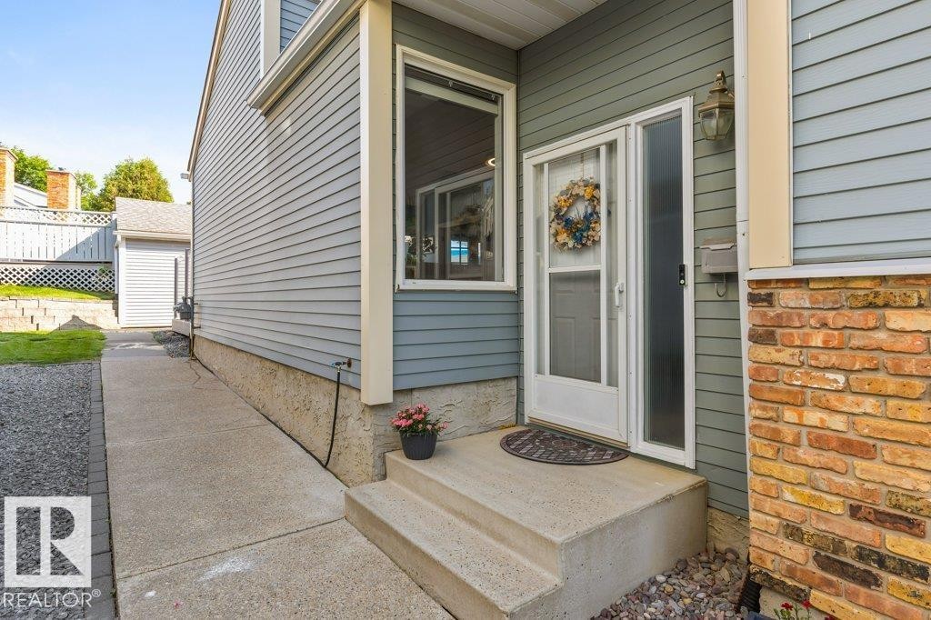 7 Whiteoaks Estates, St. Albert, AB - Outdoor With Exterior