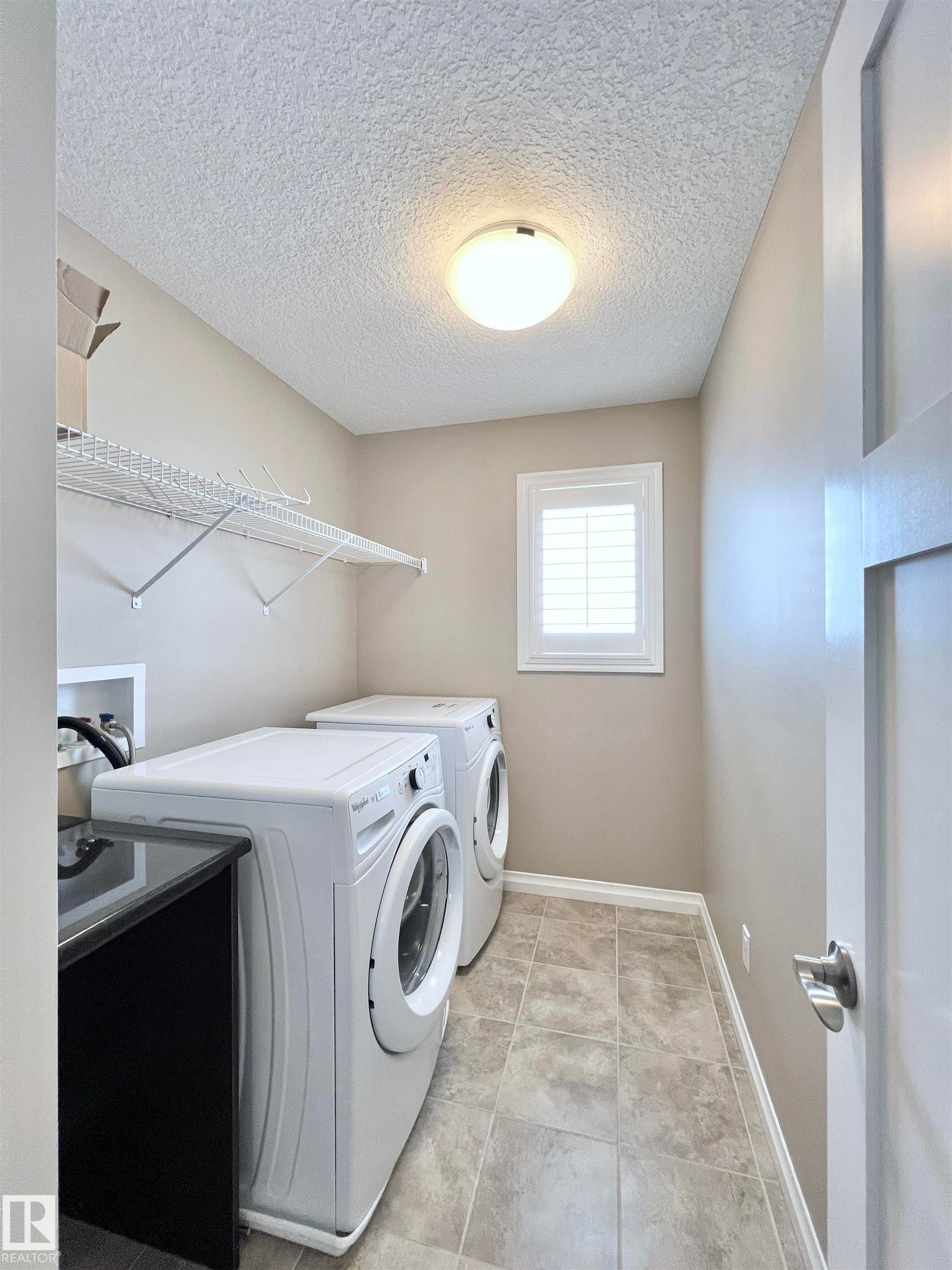 3244 Abbott Crescent Sw, Edmonton, AB