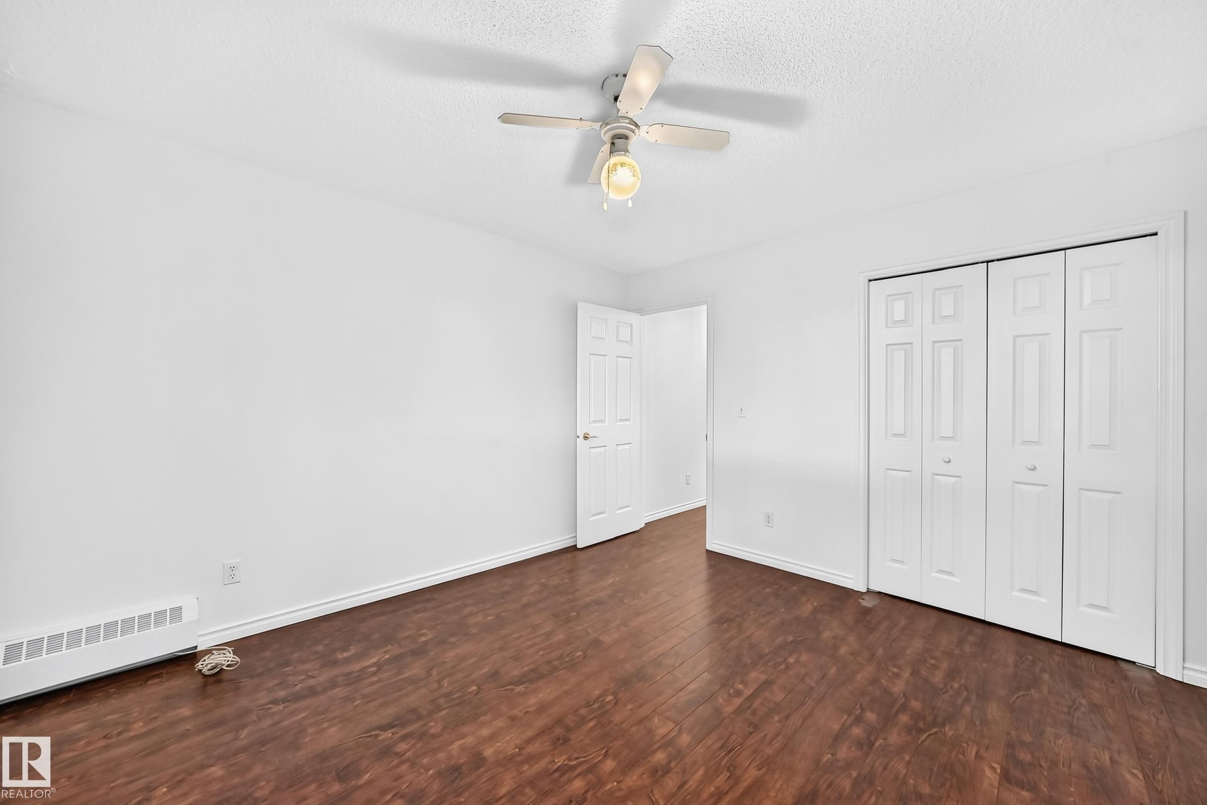 #109 10945 21 Av Nw, Edmonton, AB - Indoor Photo Showing Other Room