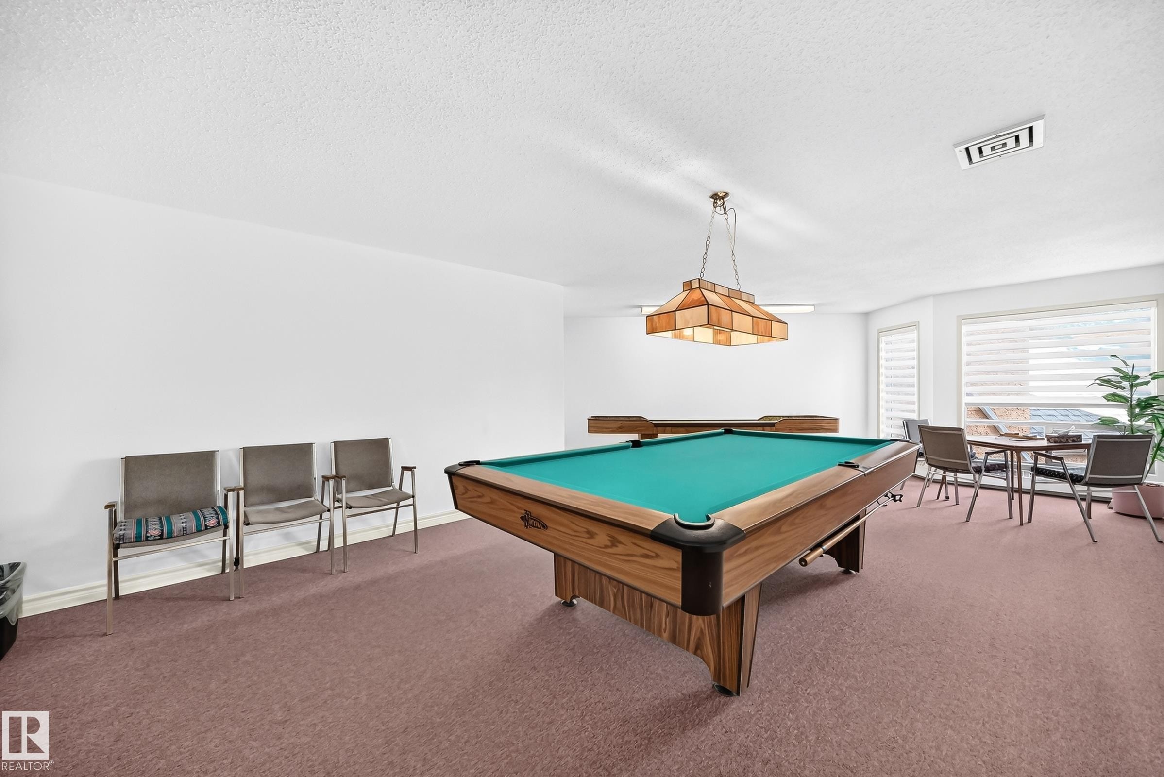 #109 10945 21 Av Nw, Edmonton, AB - Indoor Photo Showing Other Room