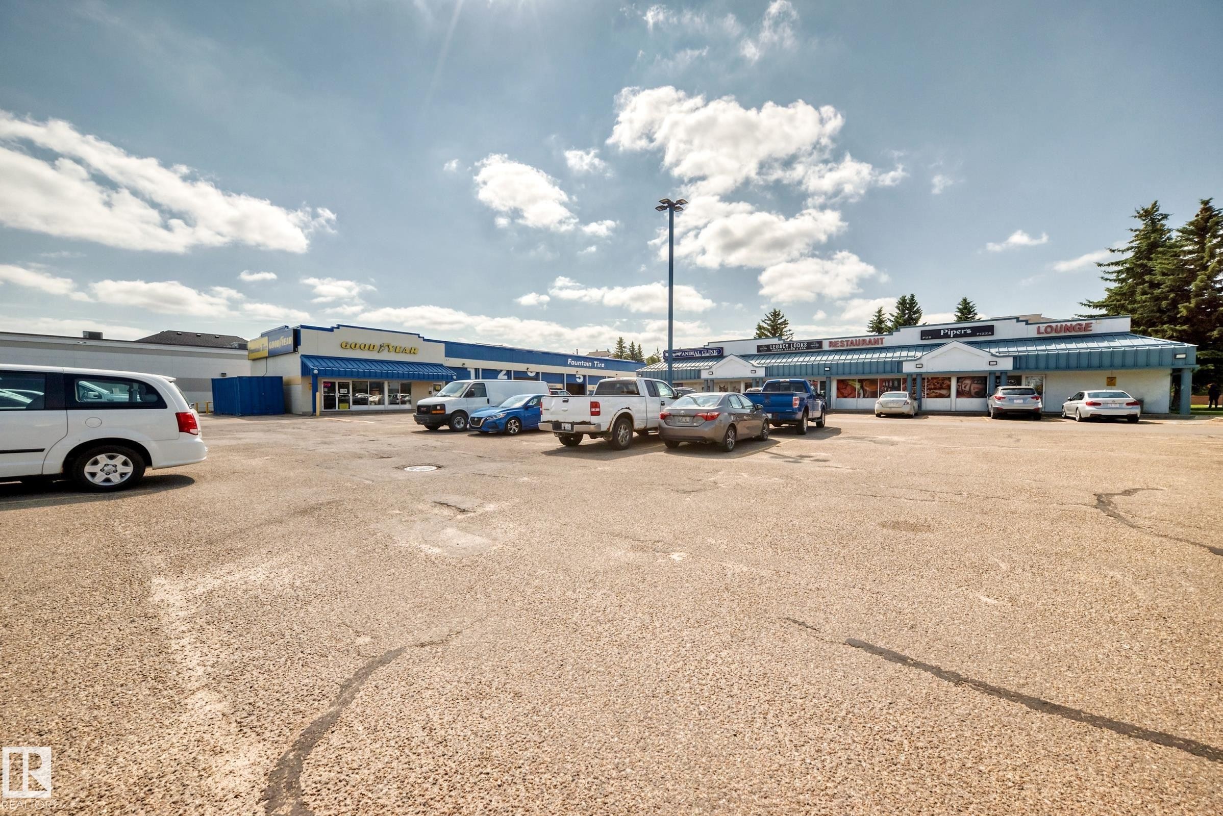 #109 10945 21 Av Nw, Edmonton, AB - Outdoor