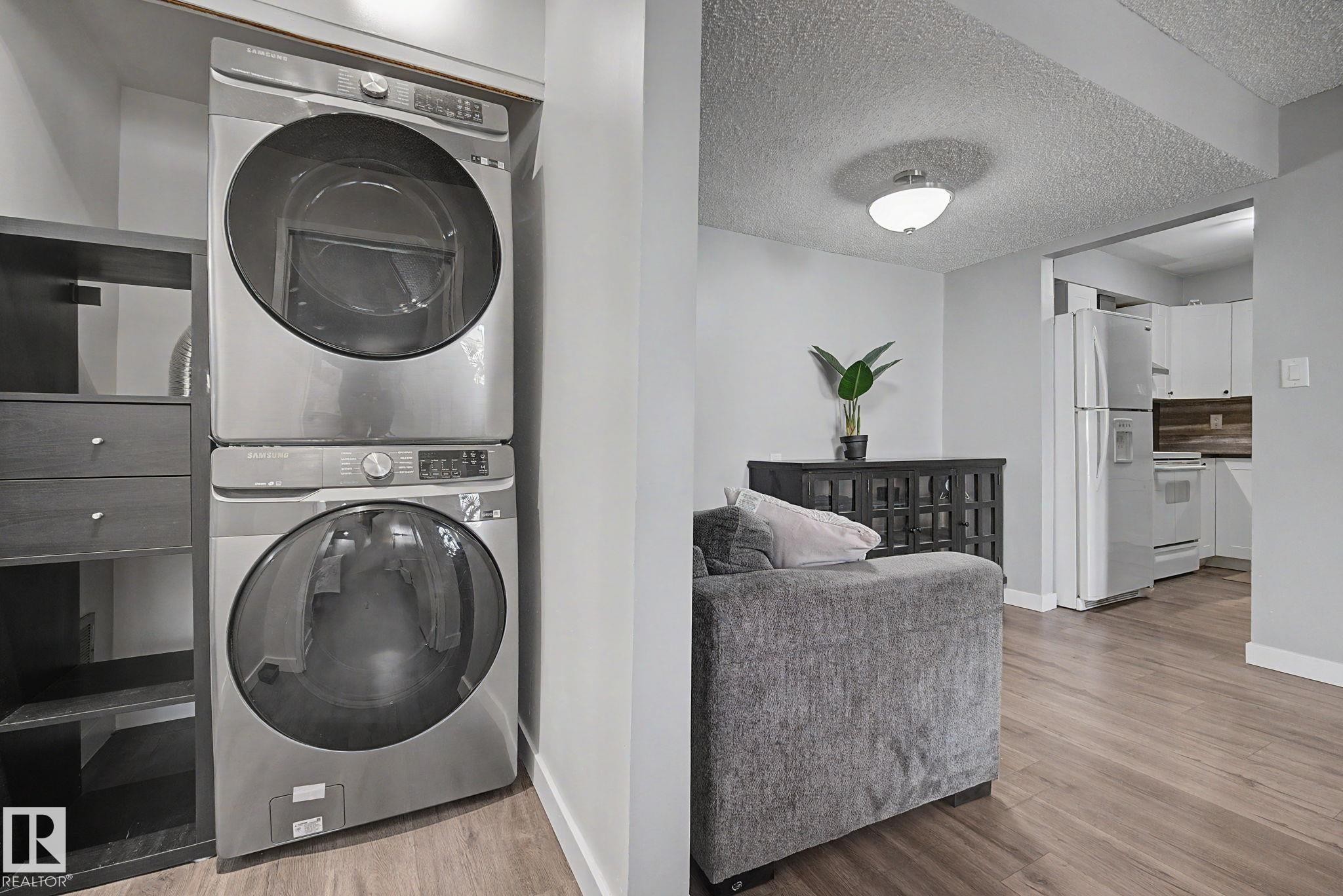 #101 7203 171 St Nw, Edmonton, AB - Indoor Photo Showing Laundry Room