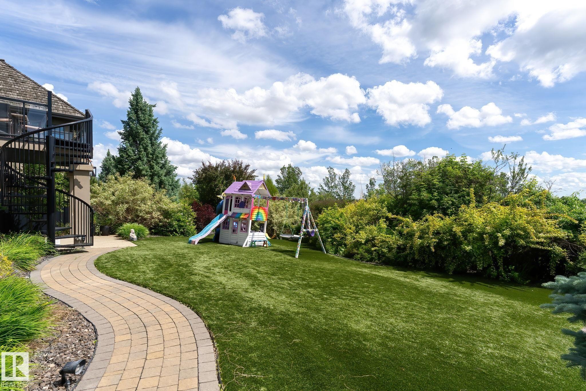 1413 Woodward Crescent Nw, Edmonton, AB