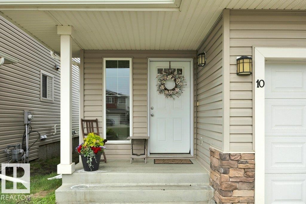 #10 15151 43 St Nw, Edmonton, AB - Outdoor With Exterior