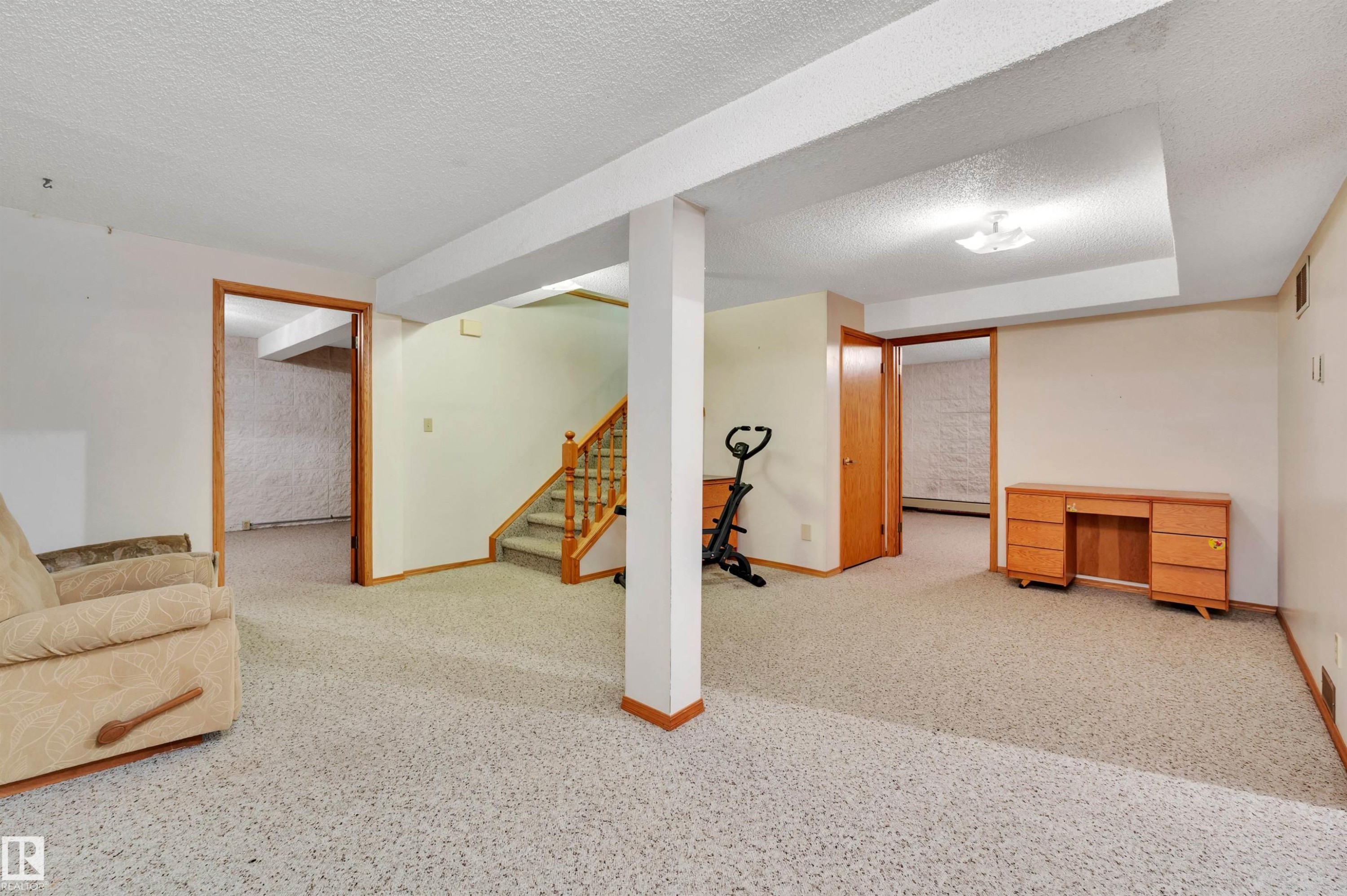 10155 74 Street Nw, Edmonton, AB - Indoor Photo Showing Other Room
