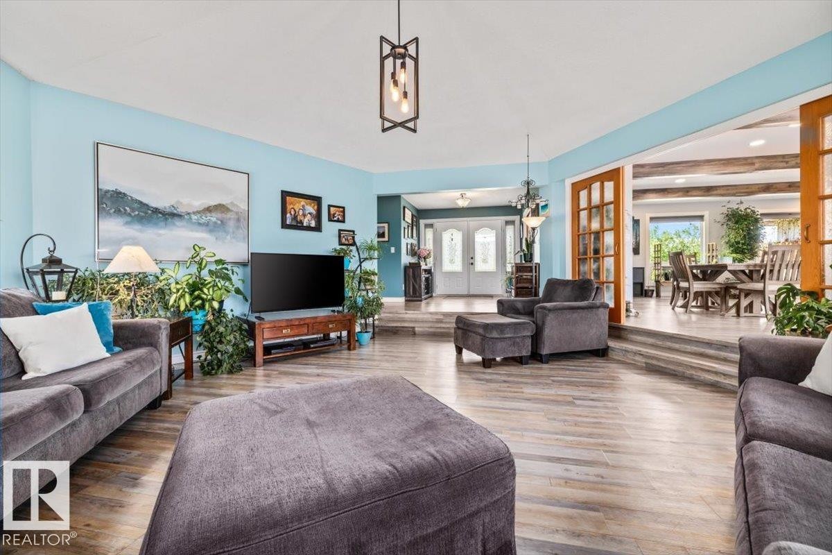 2 23123 Twp Road 564, Rural Sturgeon County, AB