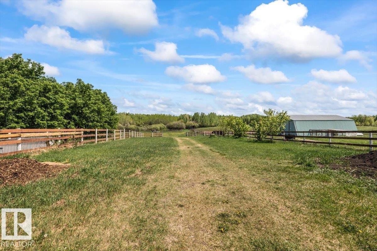 2 23123 Twp Road 564, Rural Sturgeon County, AB