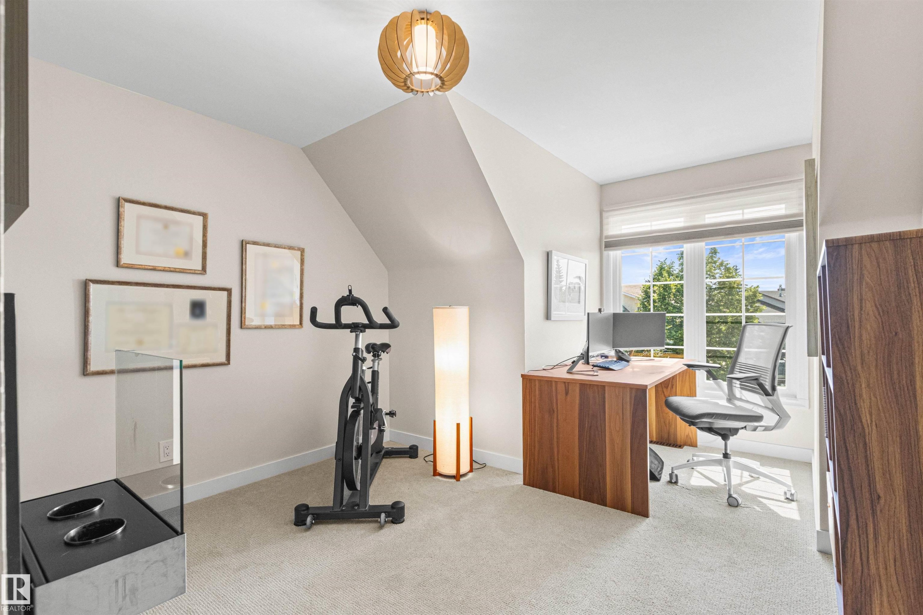 17532 55 Avenue Nw, Edmonton, AB - Indoor