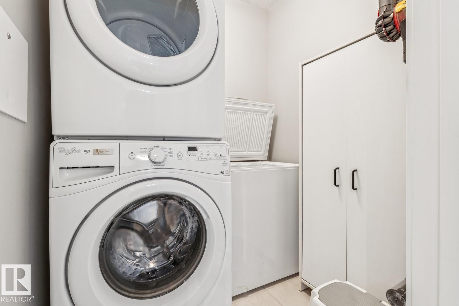 #118 1031 173 St Sw, Edmonton, AB - Indoor Photo Showing Laundry Room