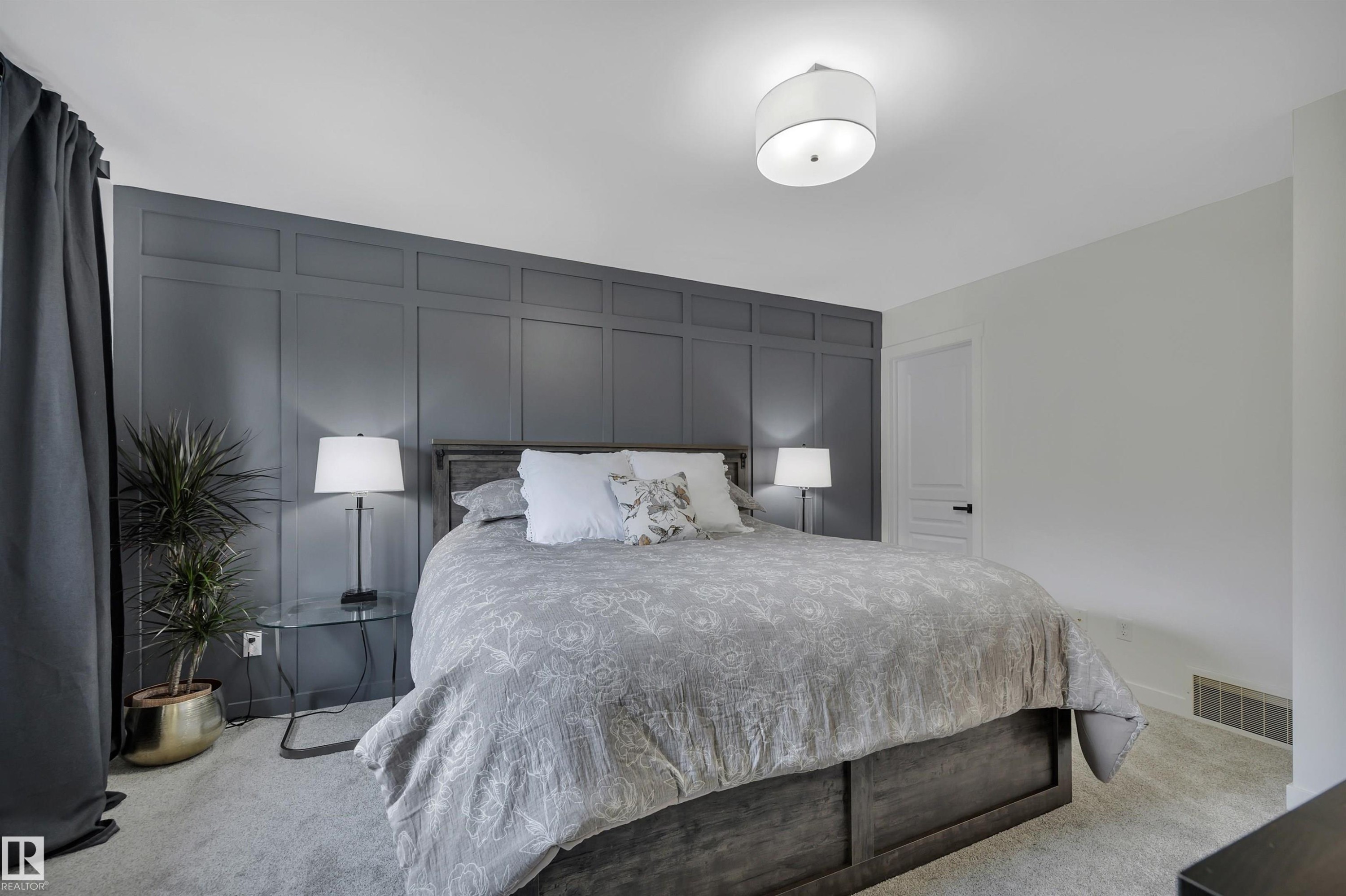 4029 Alexander Way Sw, Edmonton, AB - Indoor Photo Showing Bedroom