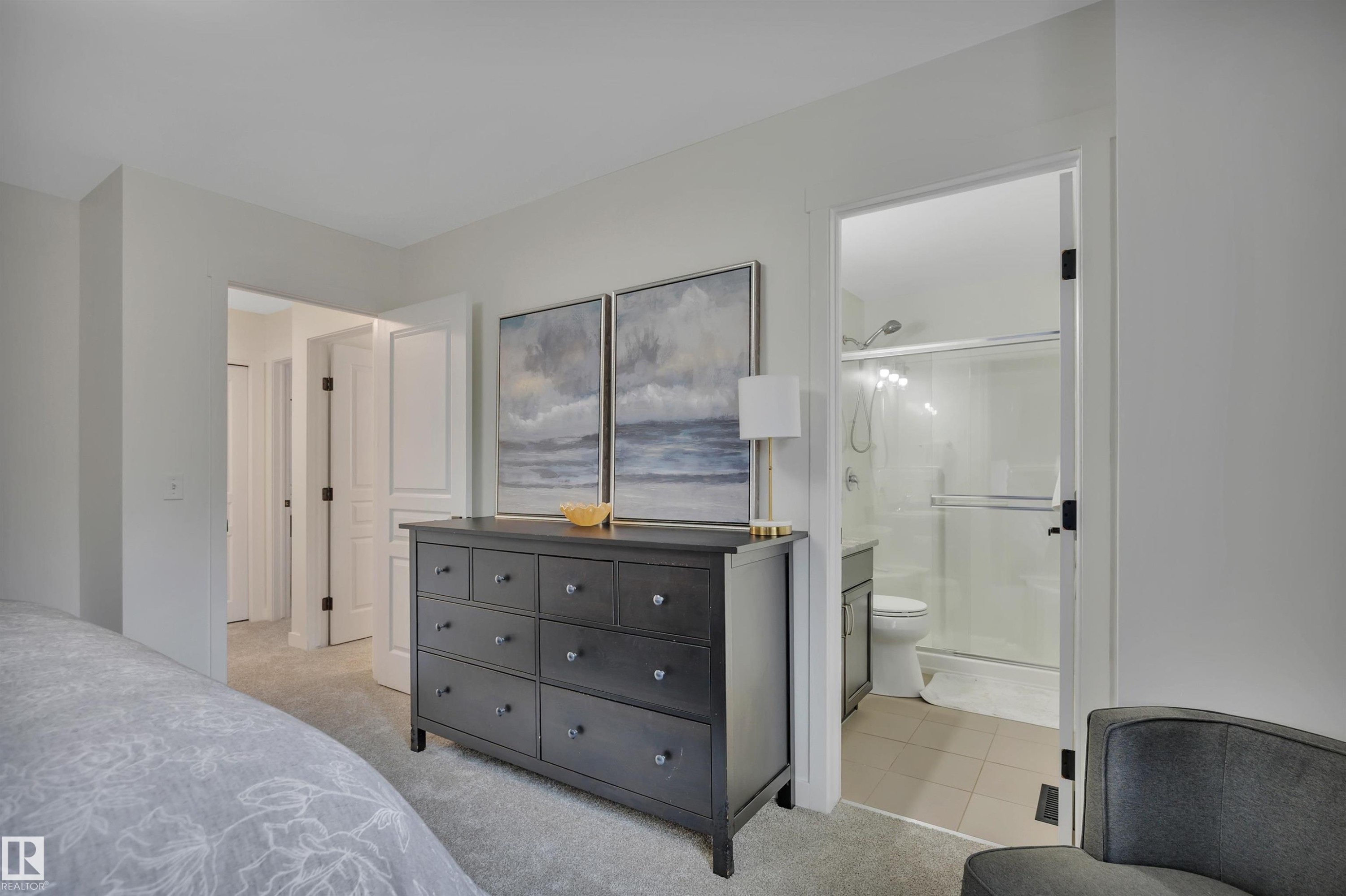 4029 Alexander Way Sw, Edmonton, AB - Indoor Photo Showing Bedroom