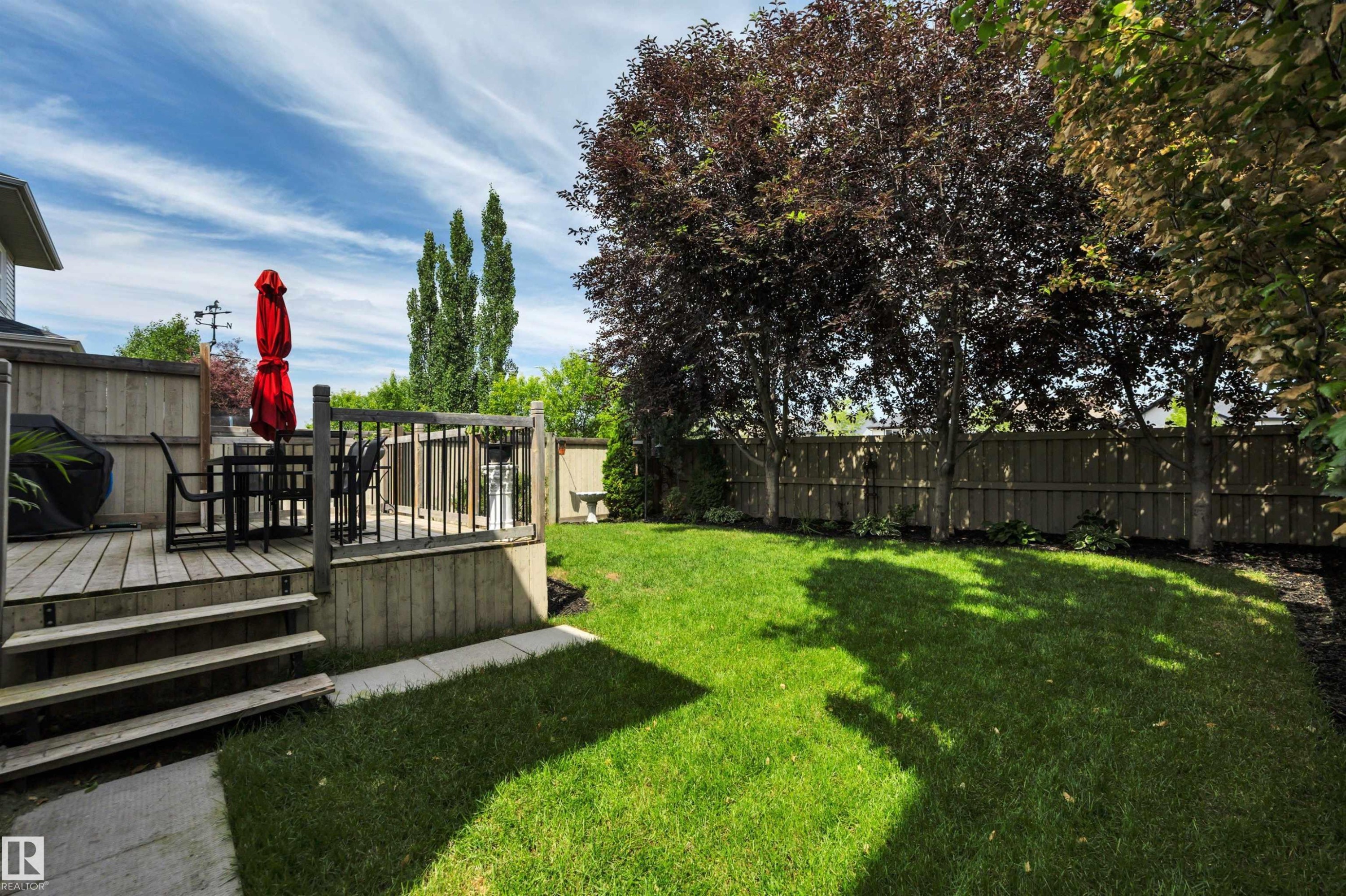 4029 Alexander Way Sw, Edmonton, AB - Outdoor