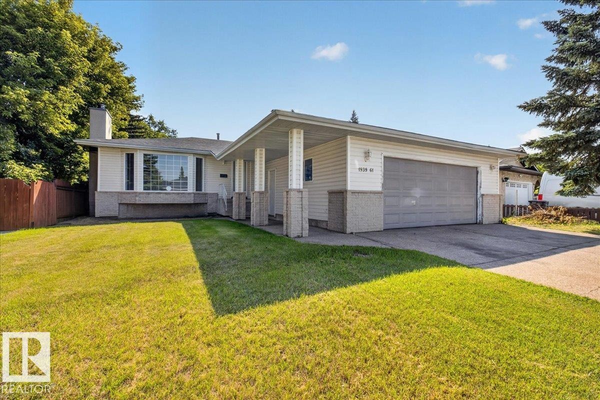 1939 61 Street Nw, Edmonton, AB - Outdoor