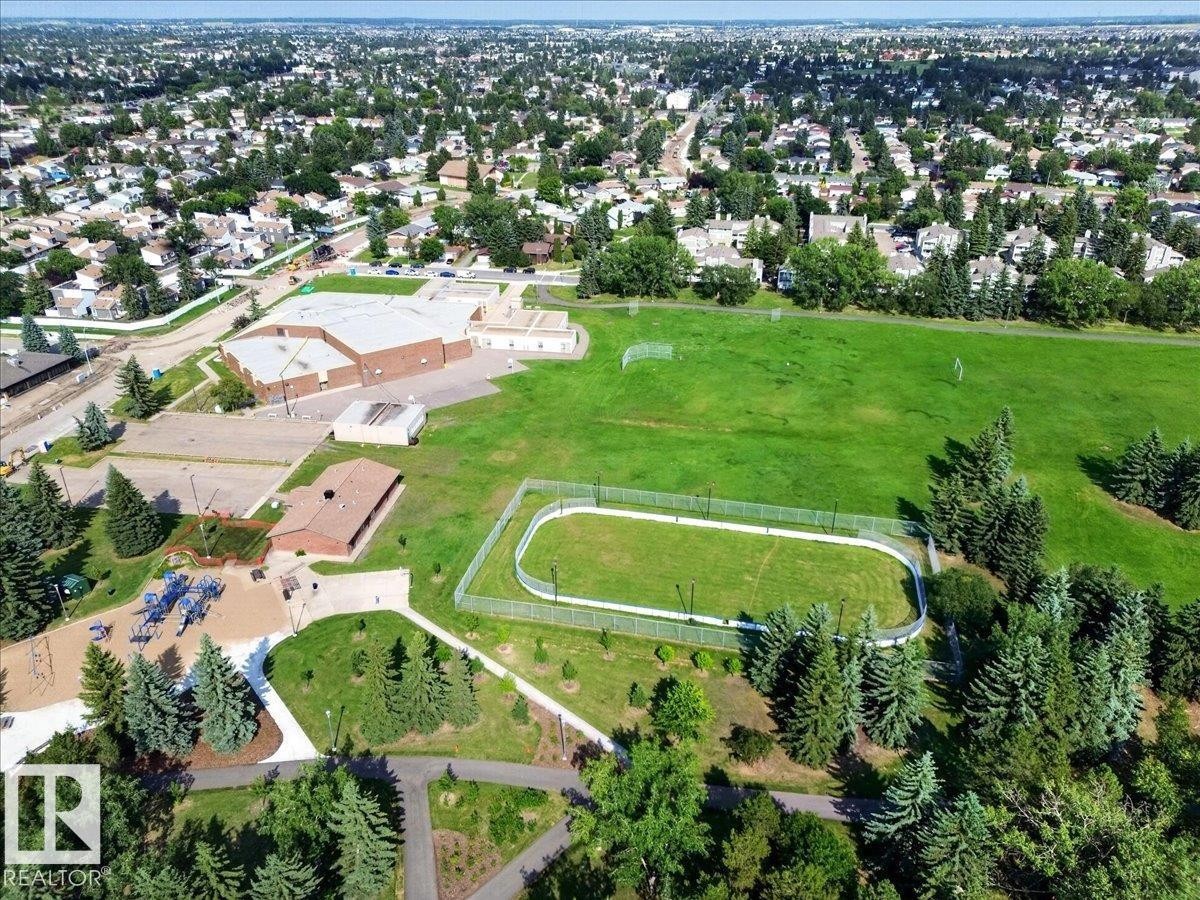 1939 61 Street Nw, Edmonton, AB - Outdoor With View