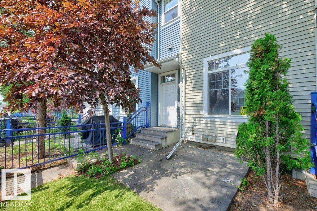#7 8304 11 Av Sw, Edmonton, AB - Outdoor
