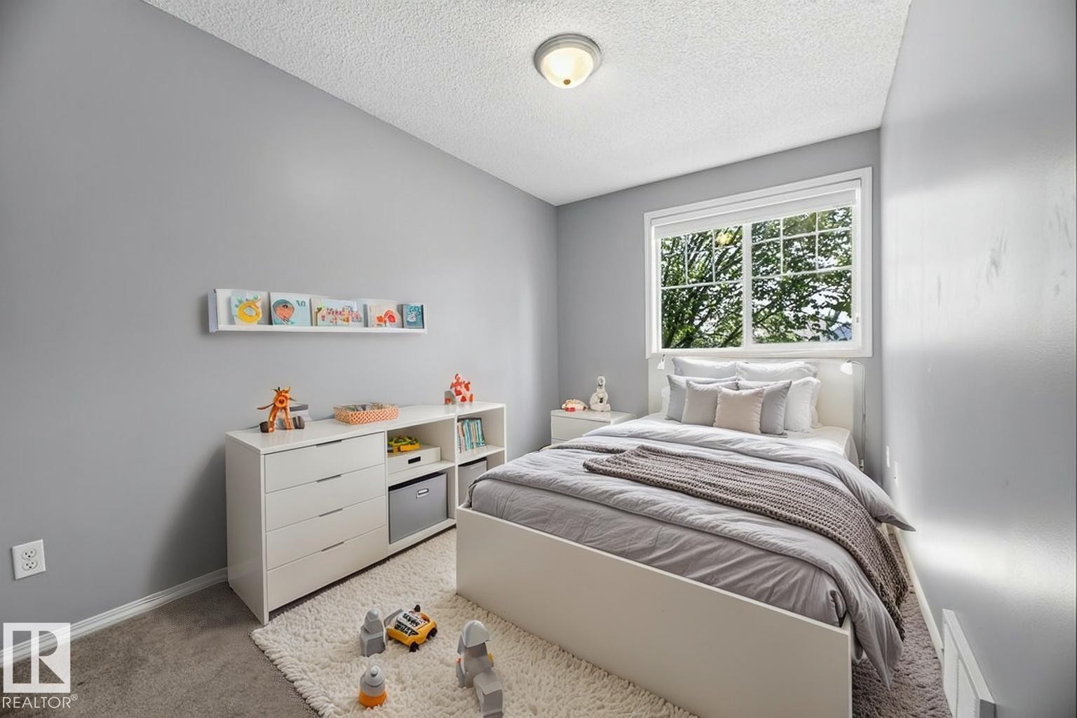 #7 8304 11 Av Sw, Edmonton, AB - Indoor Photo Showing Bedroom