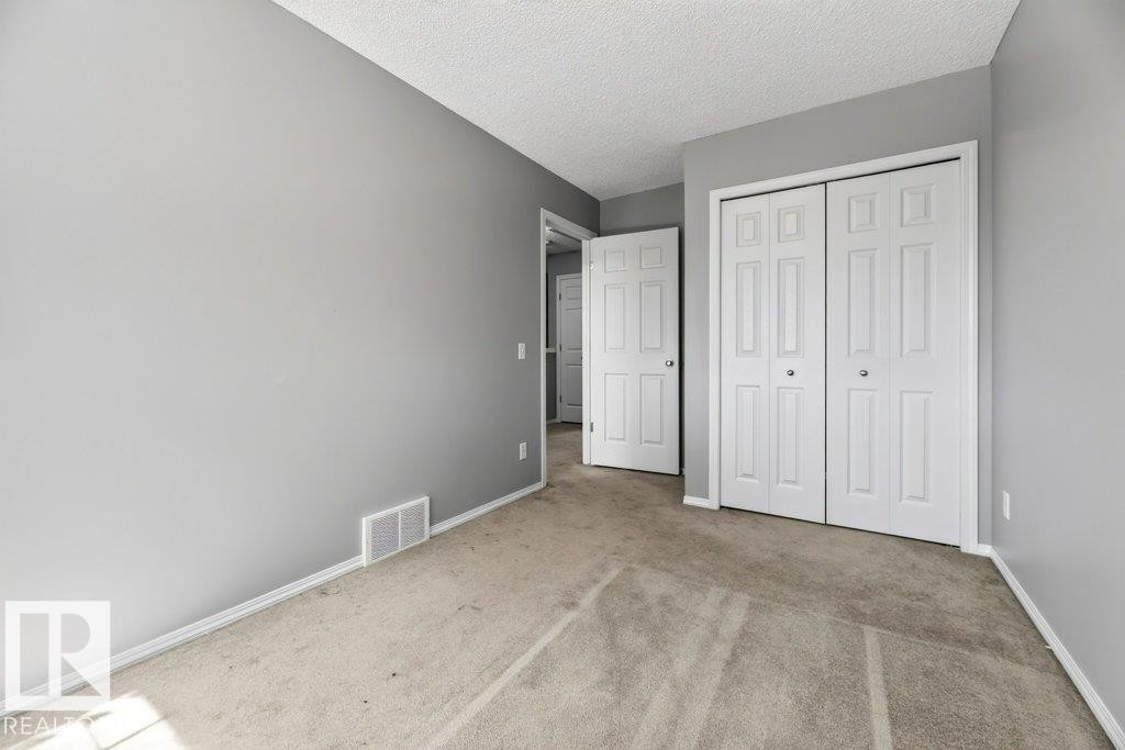 #7 8304 11 Av Sw, Edmonton, AB - Indoor