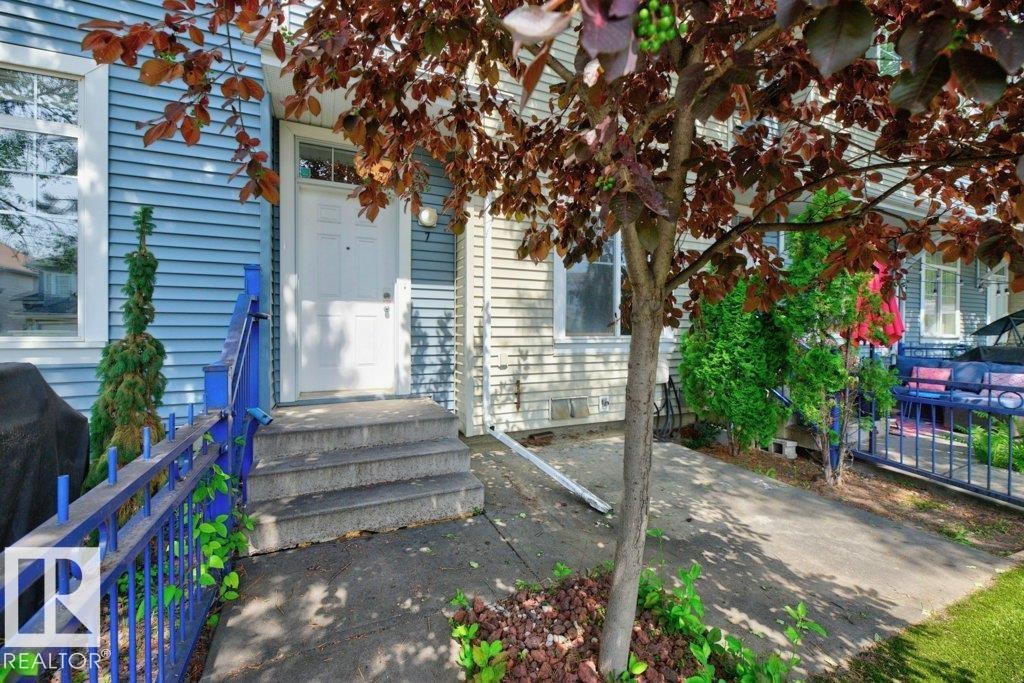 #7 8304 11 Av Sw, Edmonton, AB - Outdoor