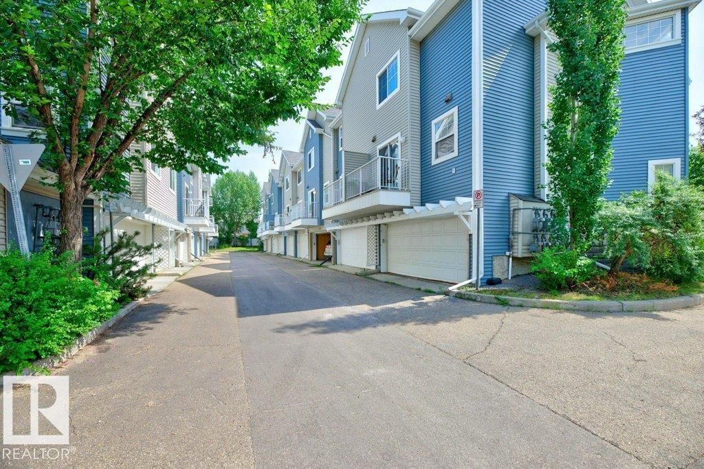 #7 8304 11 Av Sw, Edmonton, AB - Outdoor With Balcony