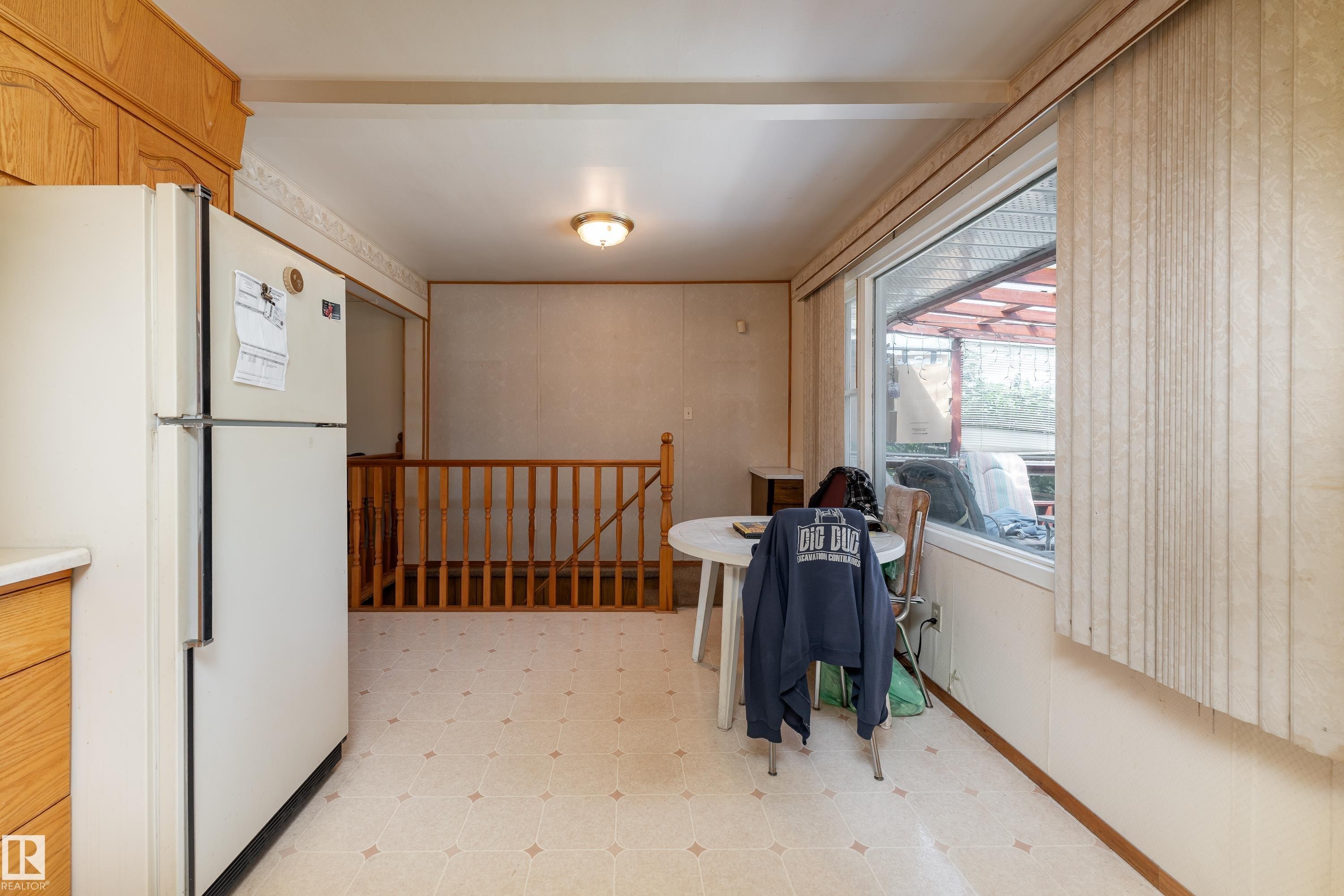 8502 76 Avenue Nw, Edmonton, AB - Indoor Photo Showing Other Room