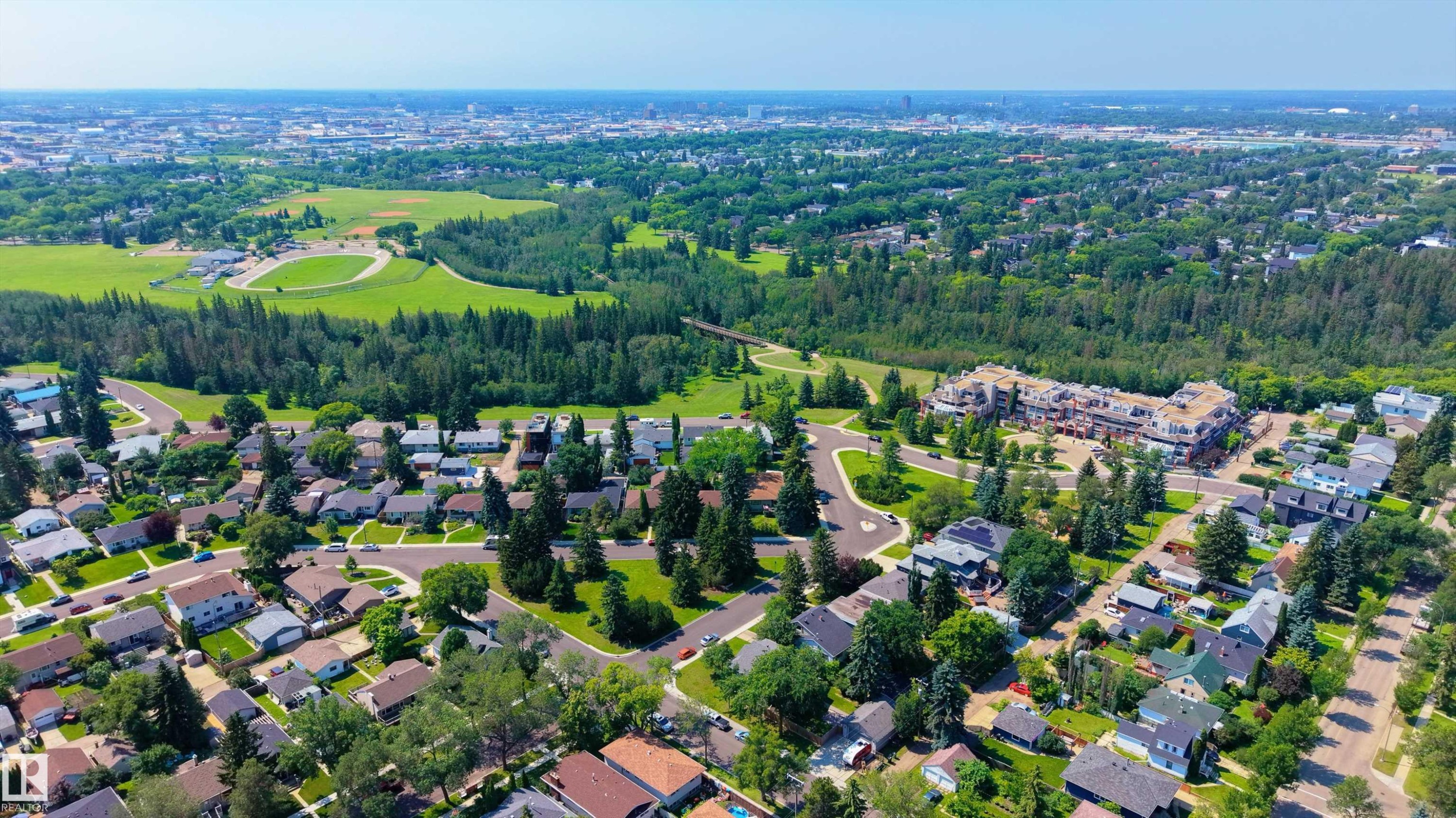 8502 76 Avenue Nw, Edmonton, AB - Outdoor With View