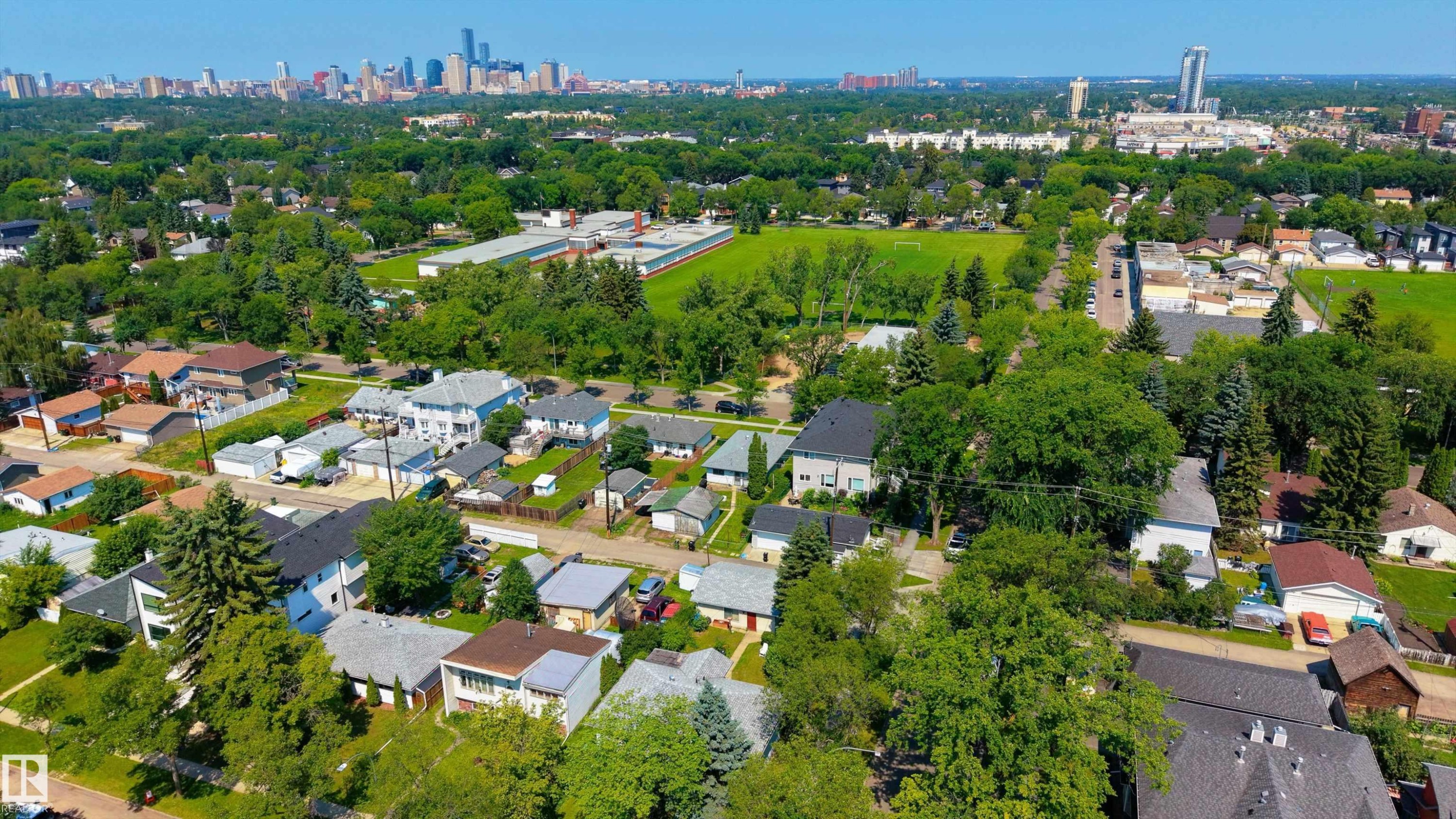 8502 76 Avenue Nw, Edmonton, AB - Outdoor With View