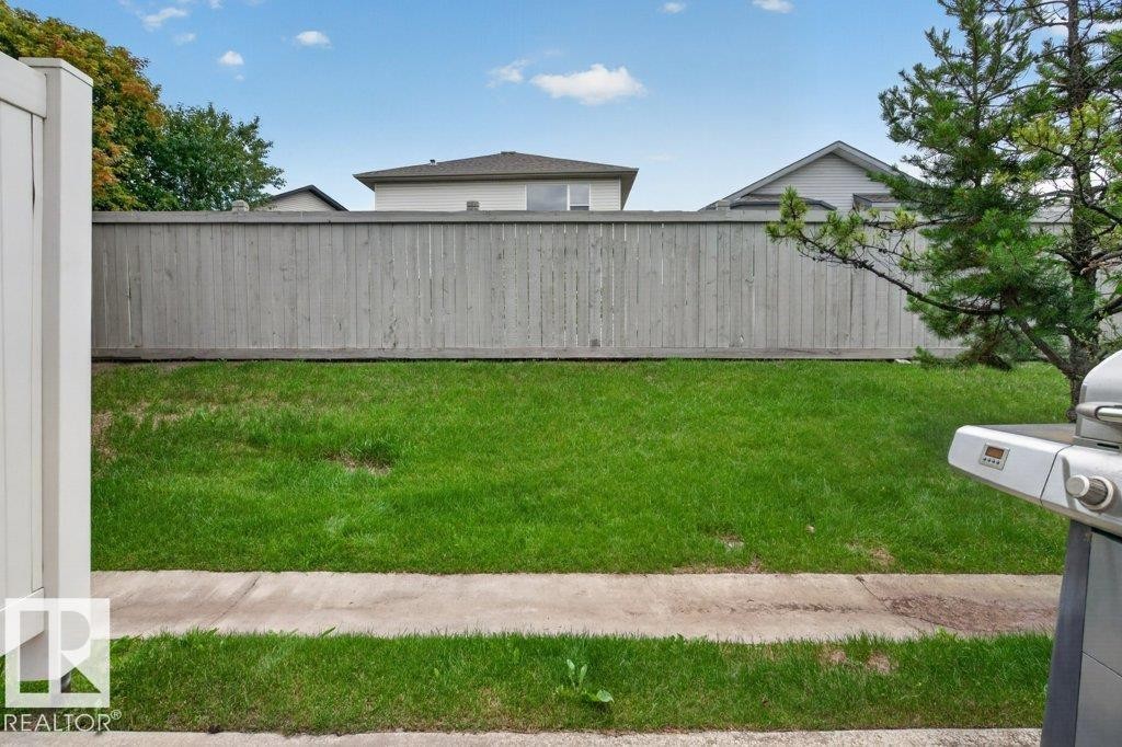 #10 2816 34 Av Nw, Edmonton, AB - Outdoor
