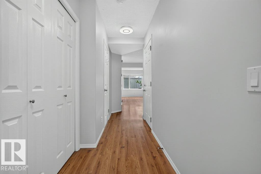 #10 2816 34 Av Nw, Edmonton, AB - Indoor Photo Showing Other Room