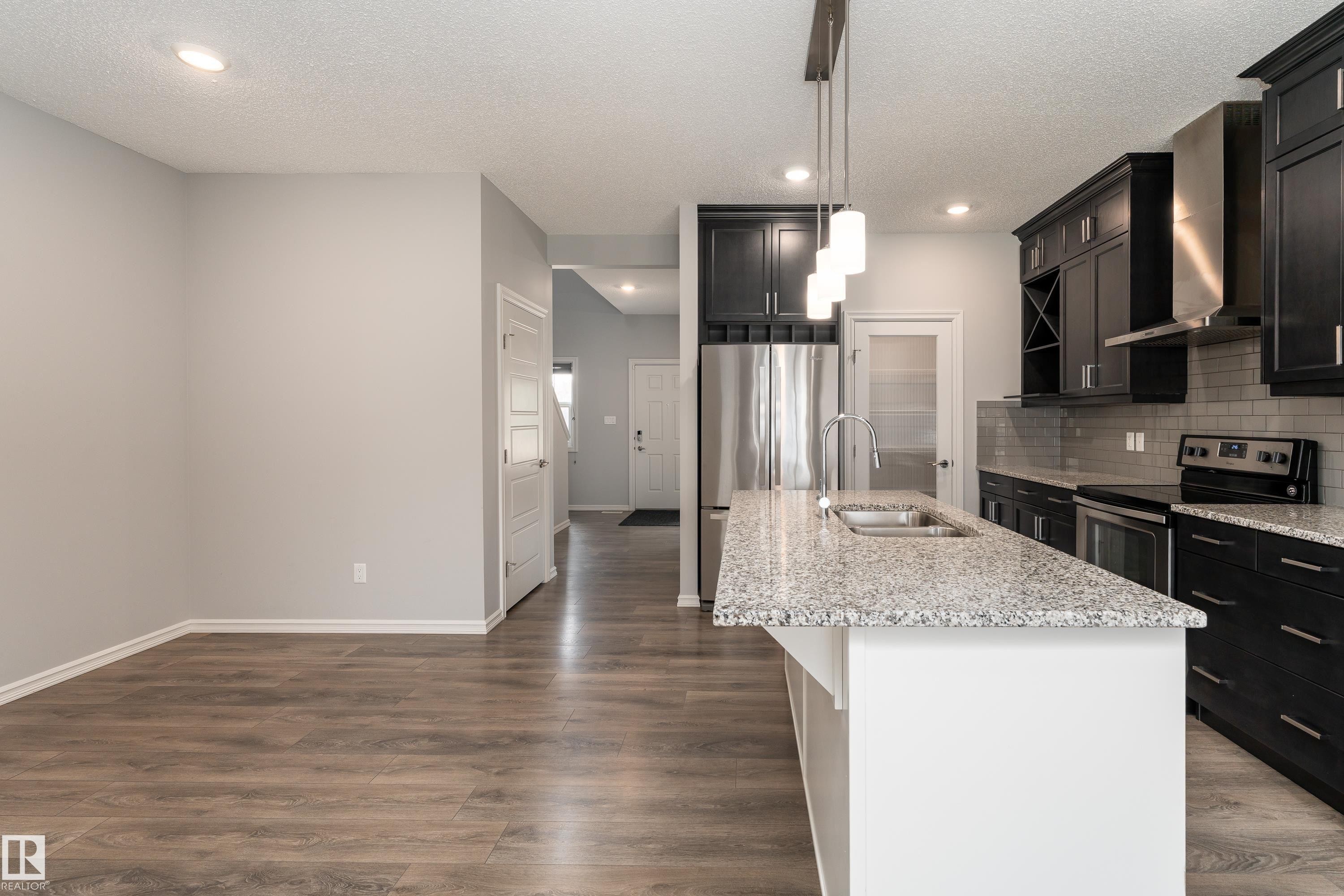 8811 223 Street Nw, Edmonton, AB - Indoor Photo Showing Kitchen With Double Sink With Upgraded Kitchen