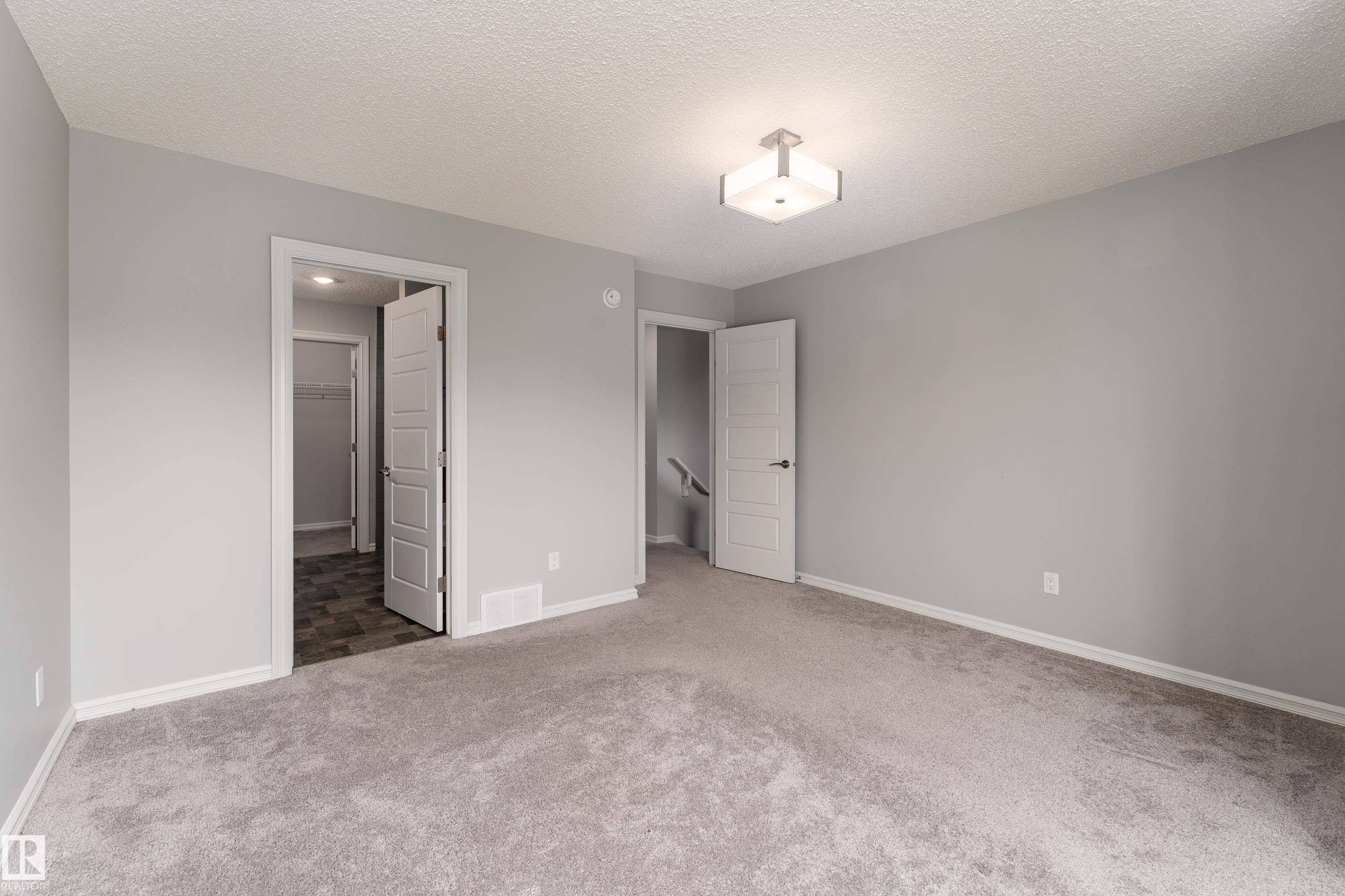 8811 223 Street Nw, Edmonton, AB - Indoor Photo Showing Other Room