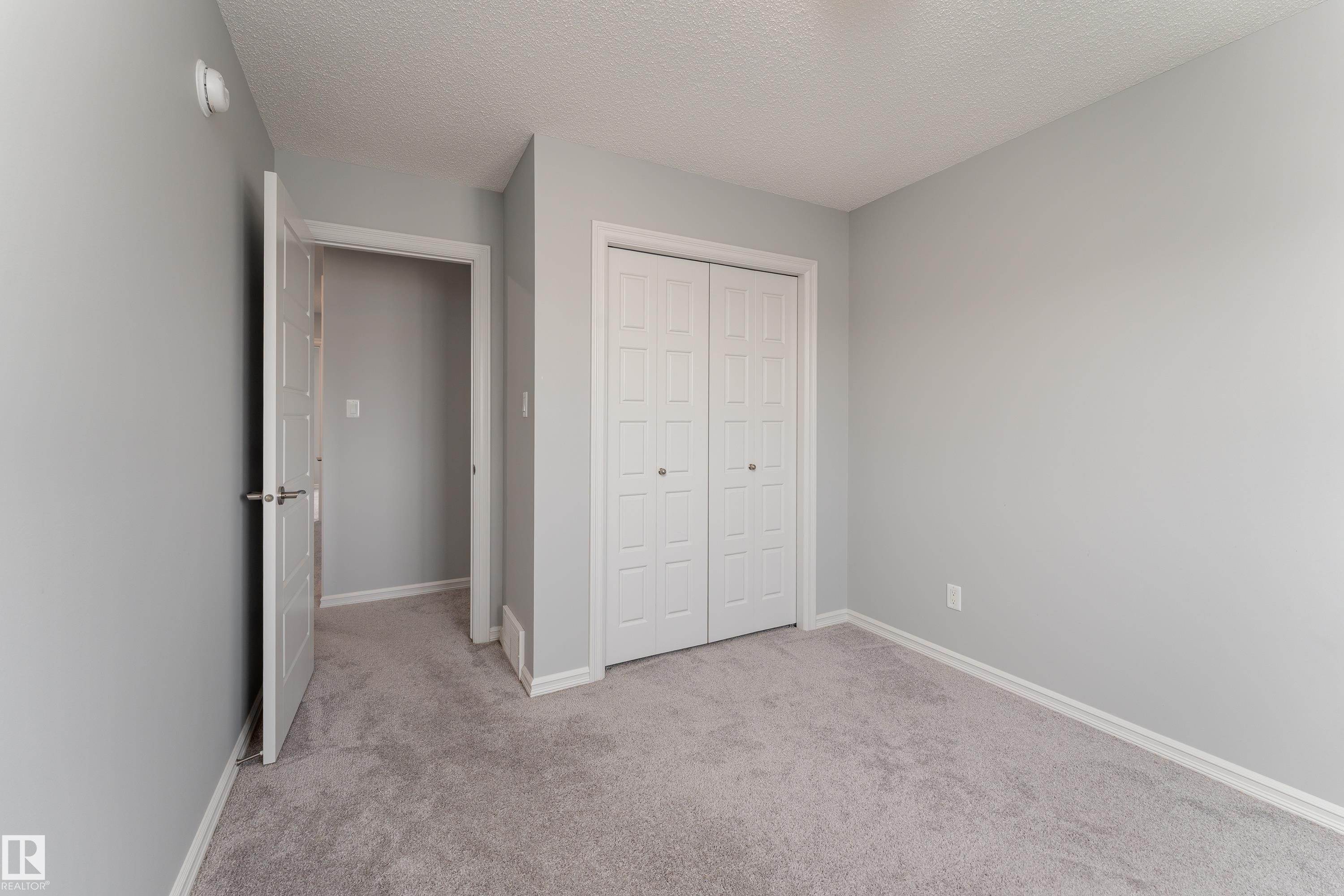 8811 223 Street Nw, Edmonton, AB - Indoor