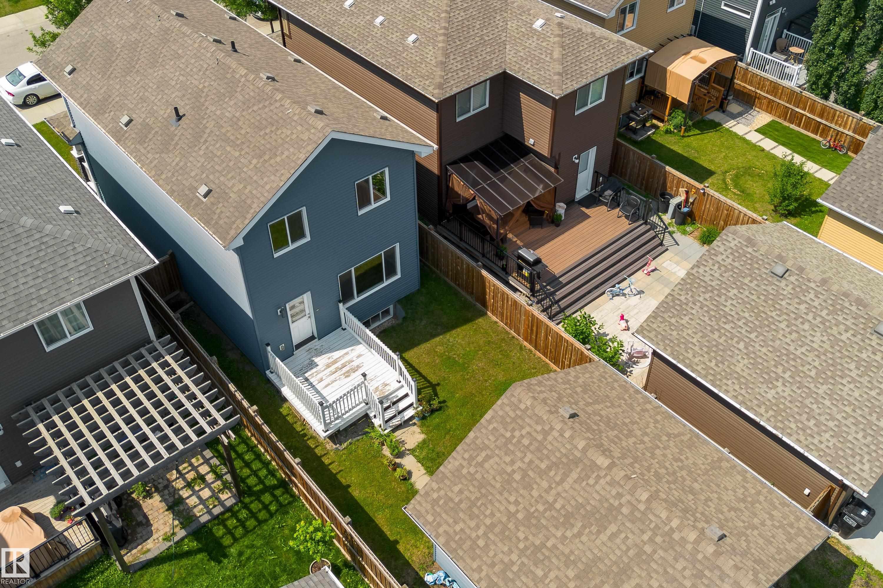 8811 223 Street Nw, Edmonton, AB - Outdoor