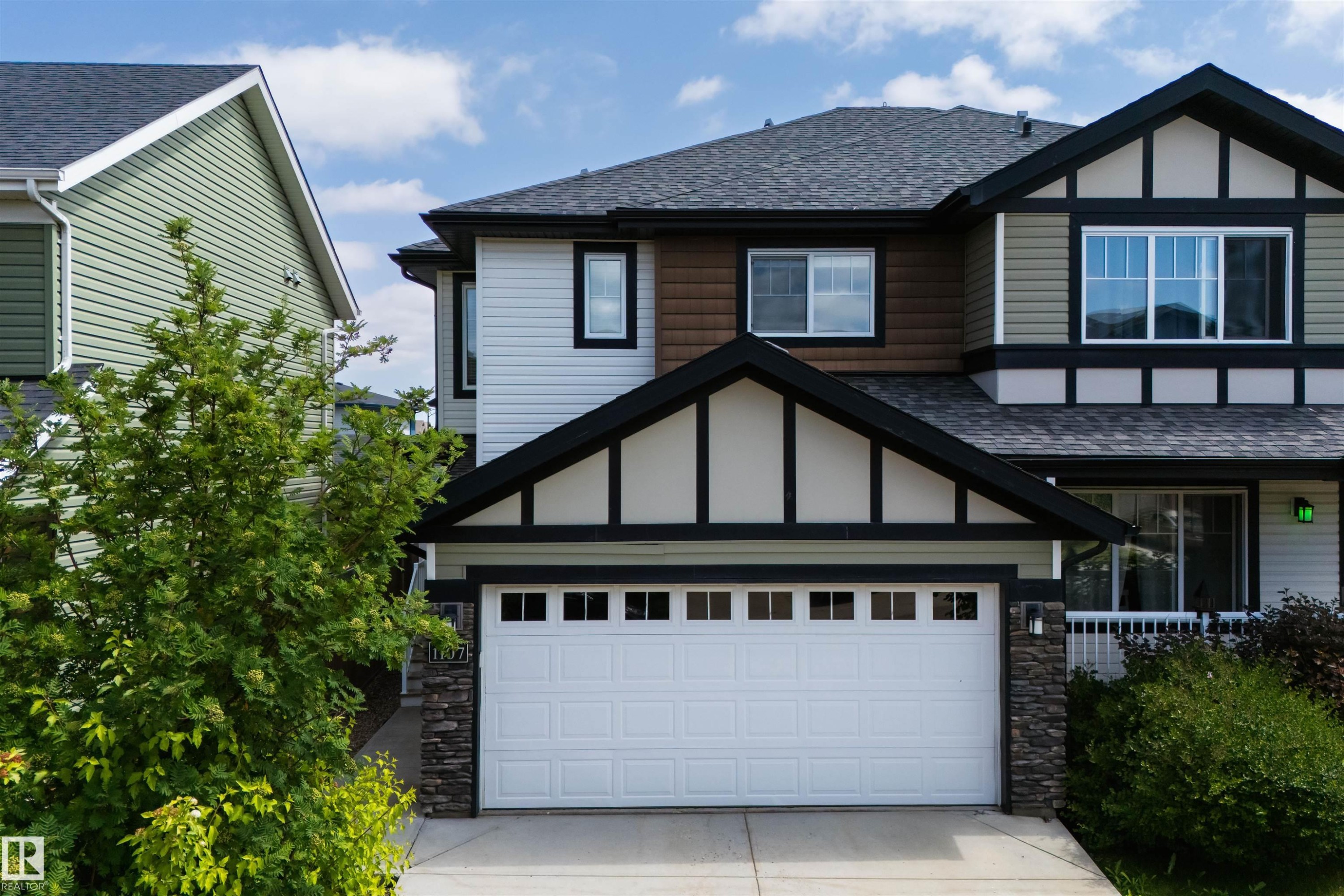 1107 162 Street Sw, Edmonton, AB - Outdoor